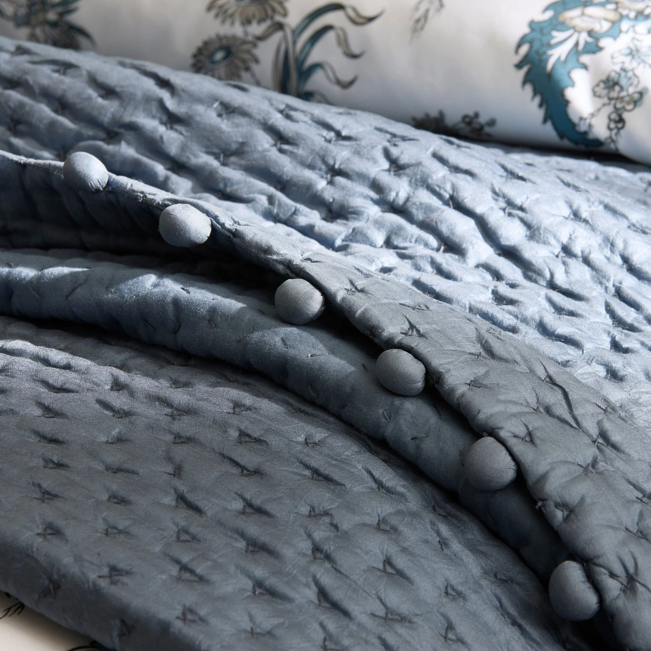 Margaret Silk Quilt - Image 3