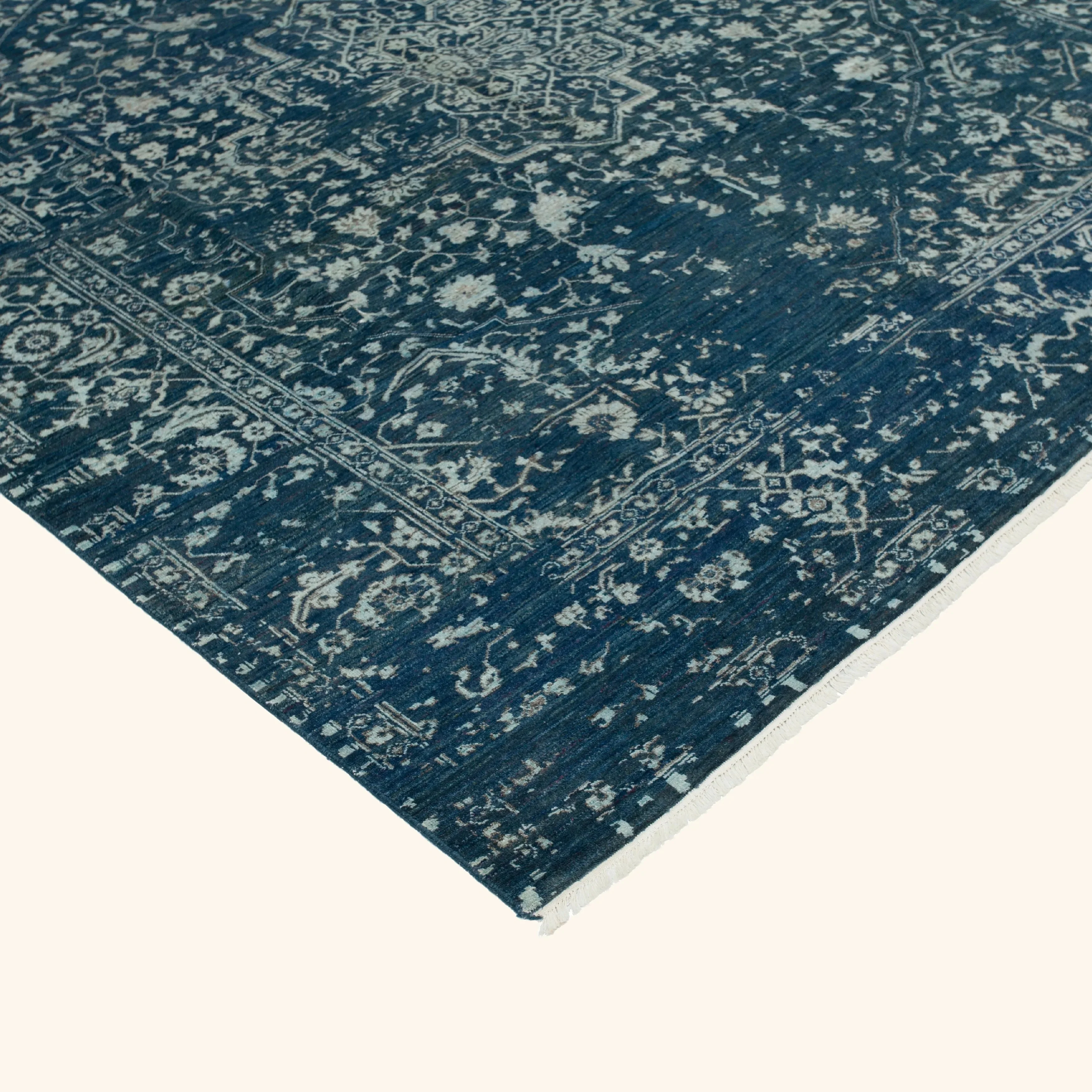 Navy Modern Wool Rug - 8'1" x 10'3" - Image 4