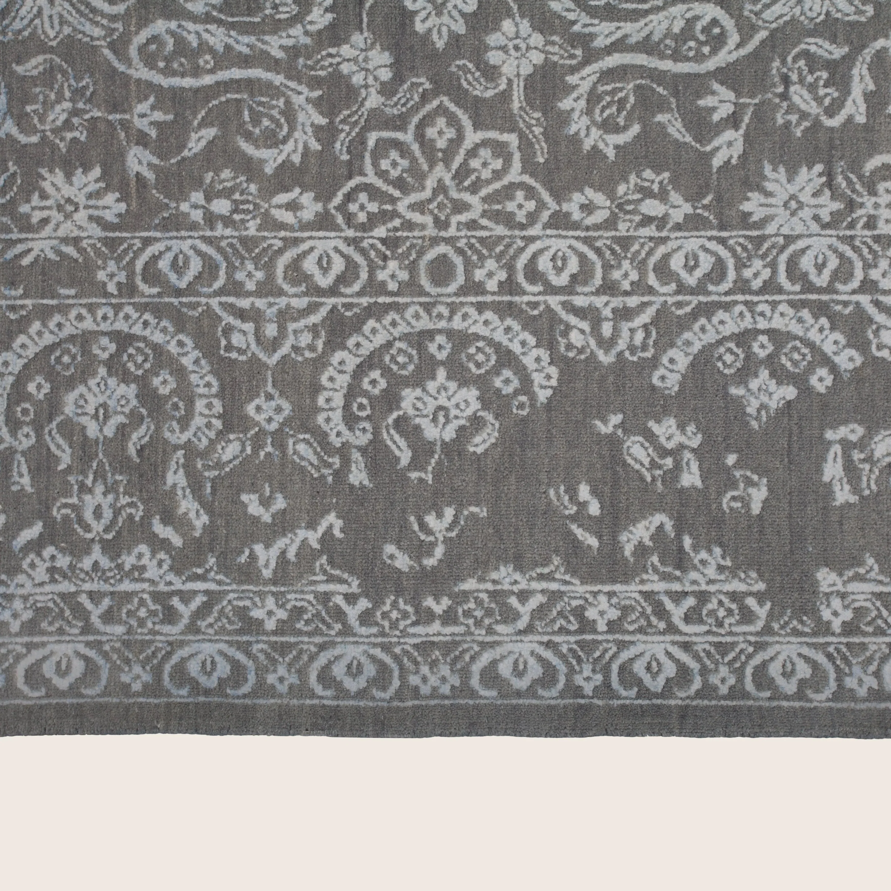 Grey Modern Wool Blend Rug - 8'2" x 10' - Image 5