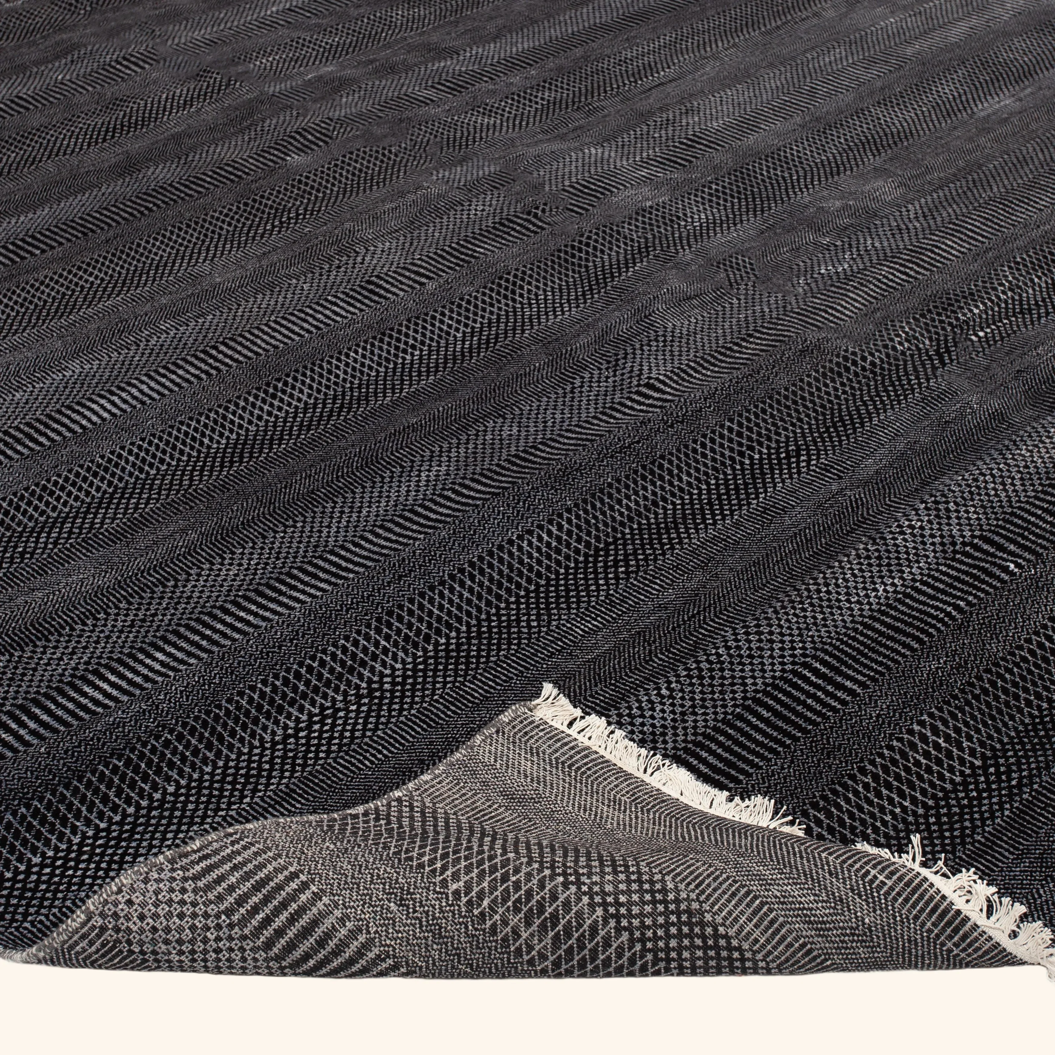 Black Modern Wool Rug - 10'1" x 13'10" - Image 4