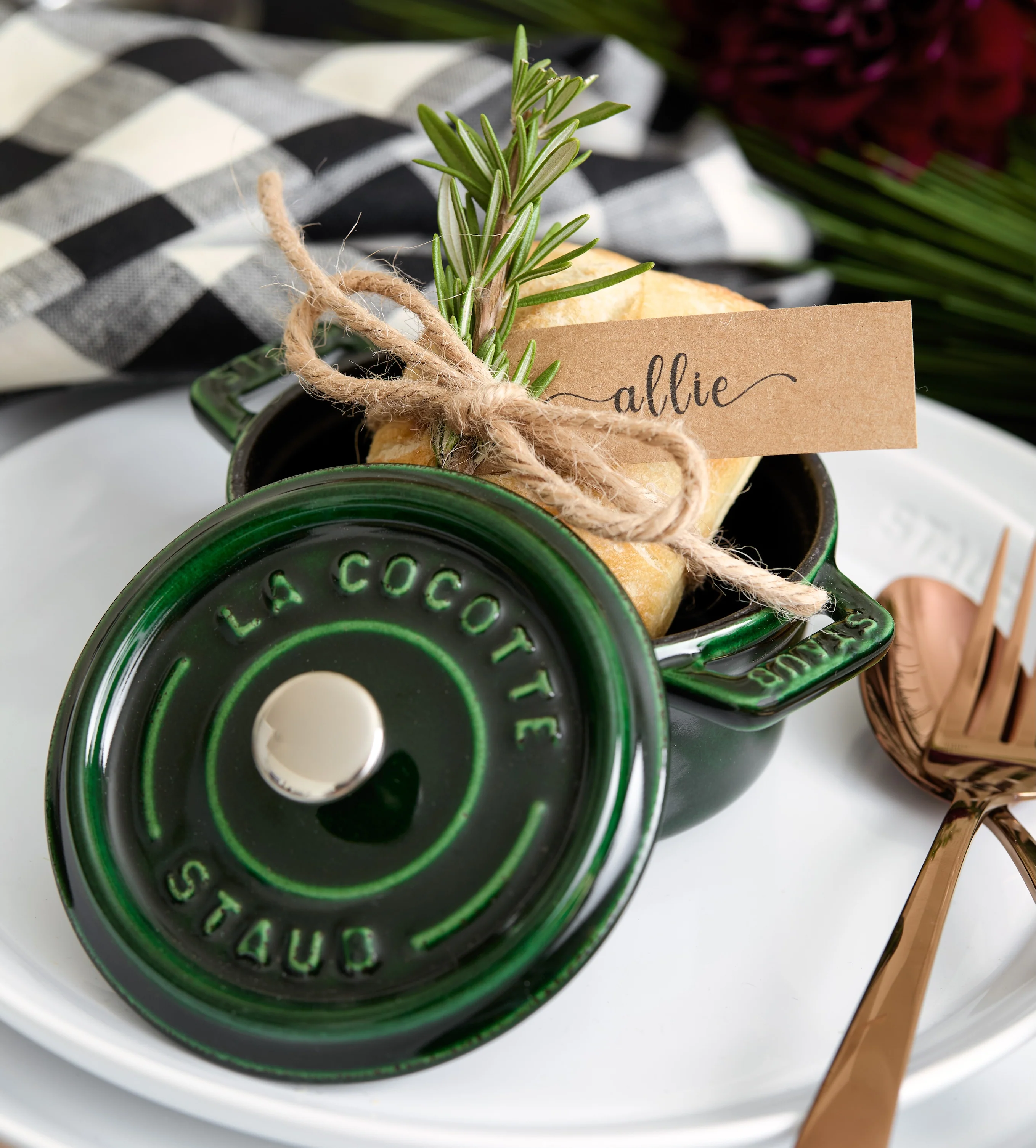 Mini Round Dutch Oven - Image 20