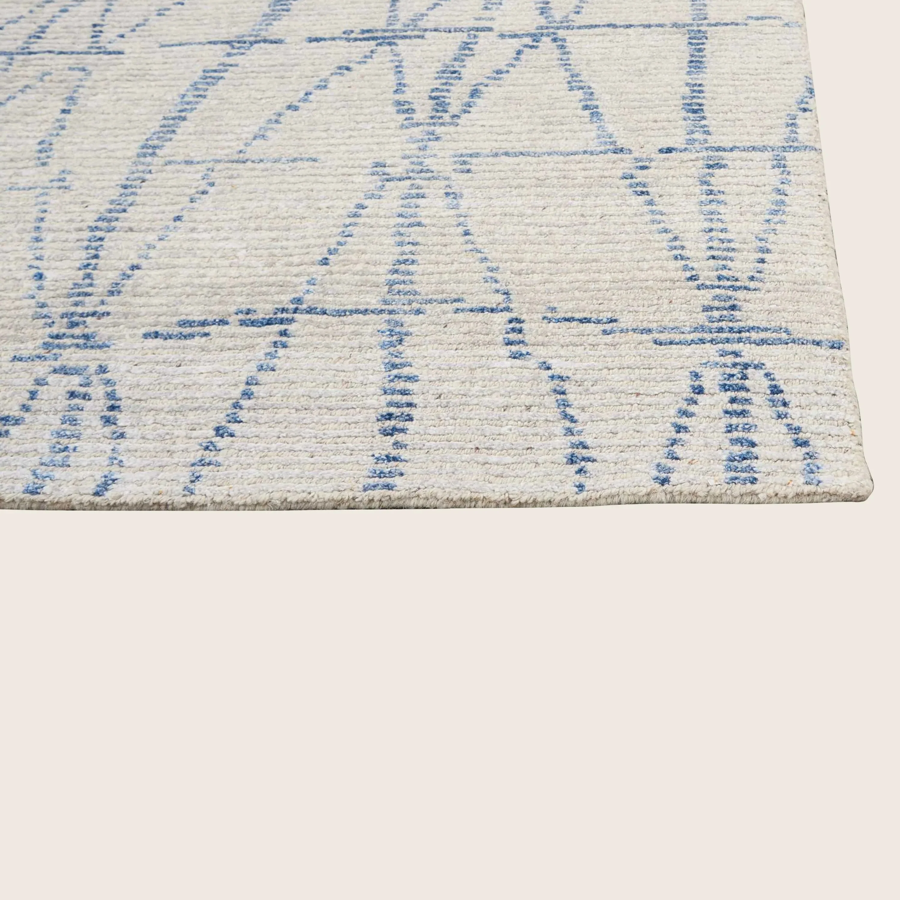 Essentials Contemporary Wool Blend Rug - Image 7