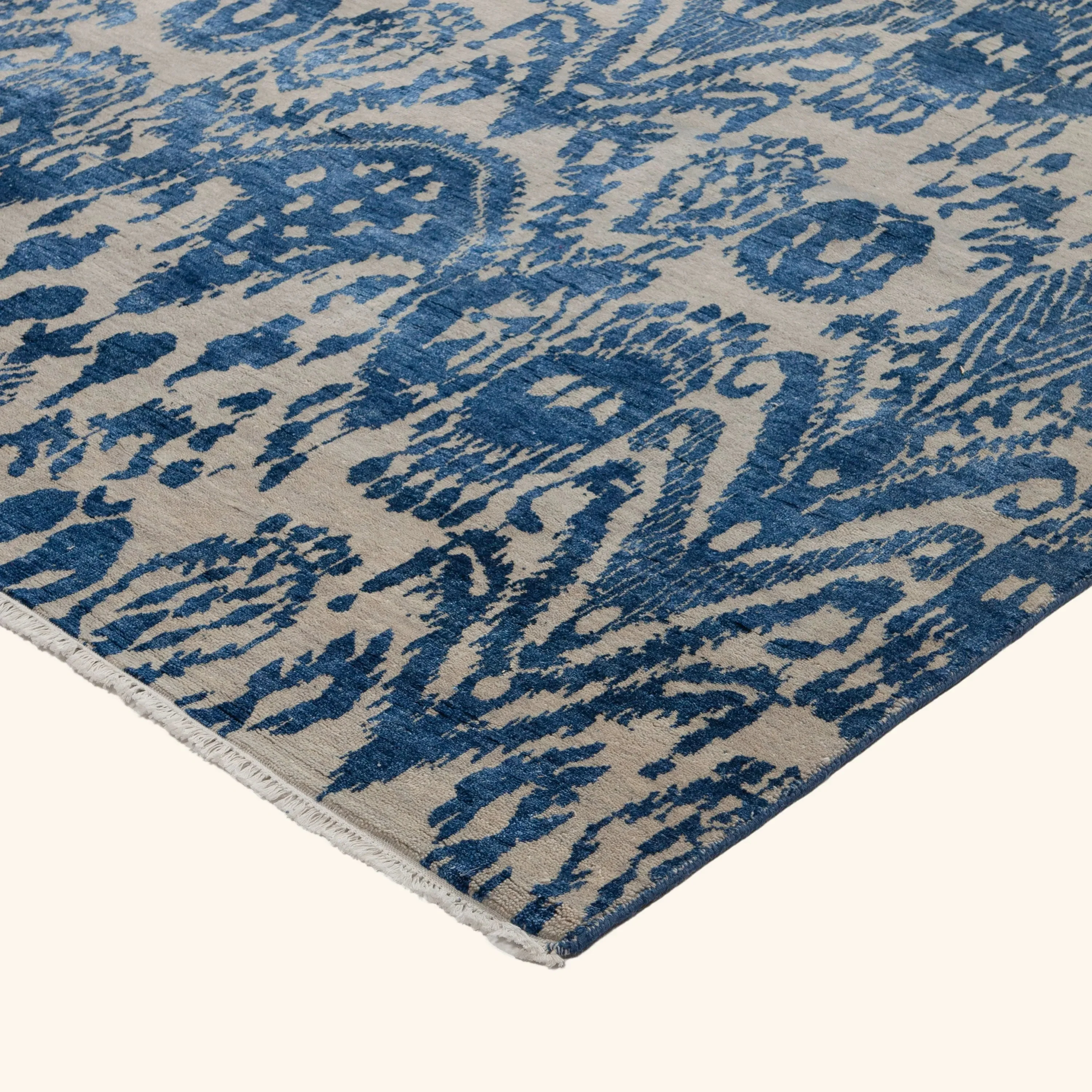 Blue Modern Wool Silk Blend Rug - 5'2" x 7' - Image 3