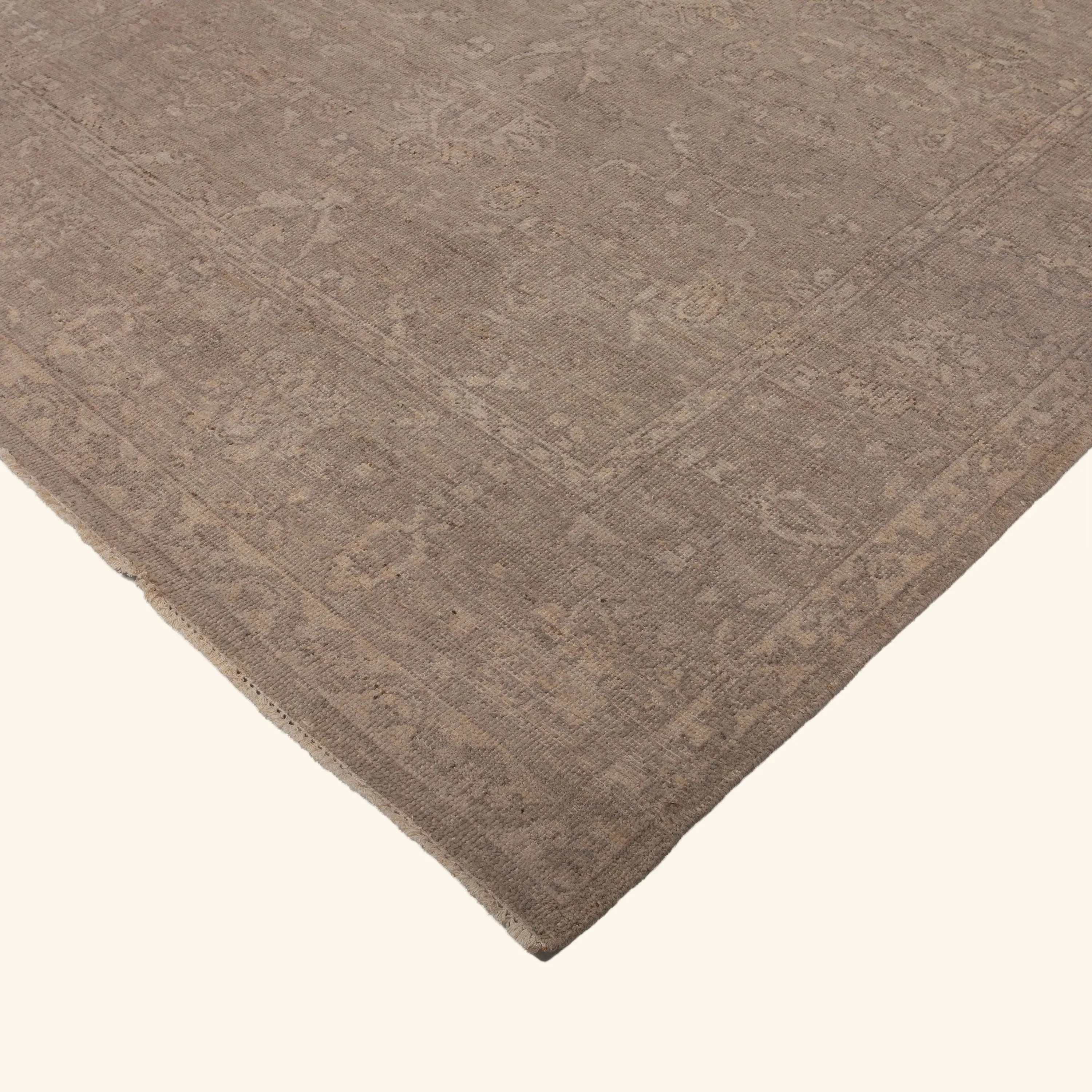 Beige Fresco Traditional Wool Rug - 7'3" x 9'8" - Image 3