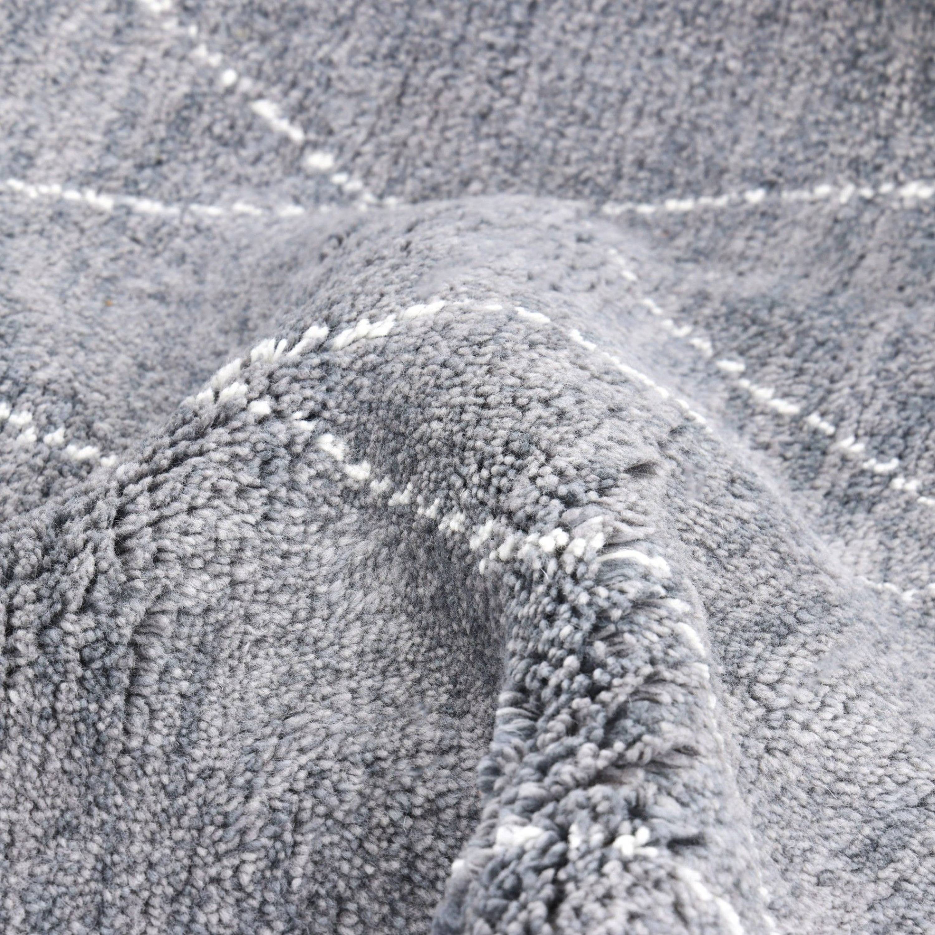 Moroccan Style Wool Rug - Image 8