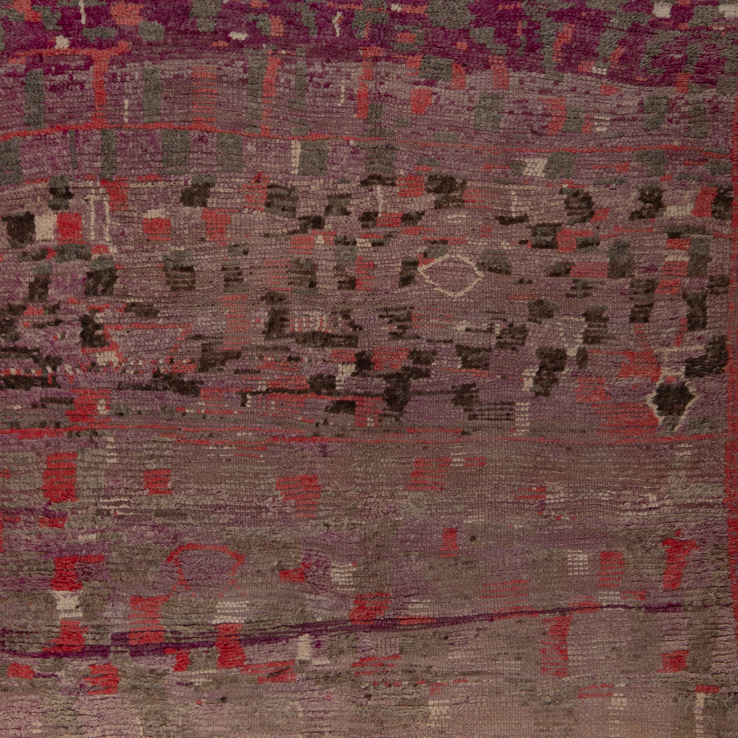 Burgundy Moroccan Wool Rug - 5'9" x 9'2" - Image 2