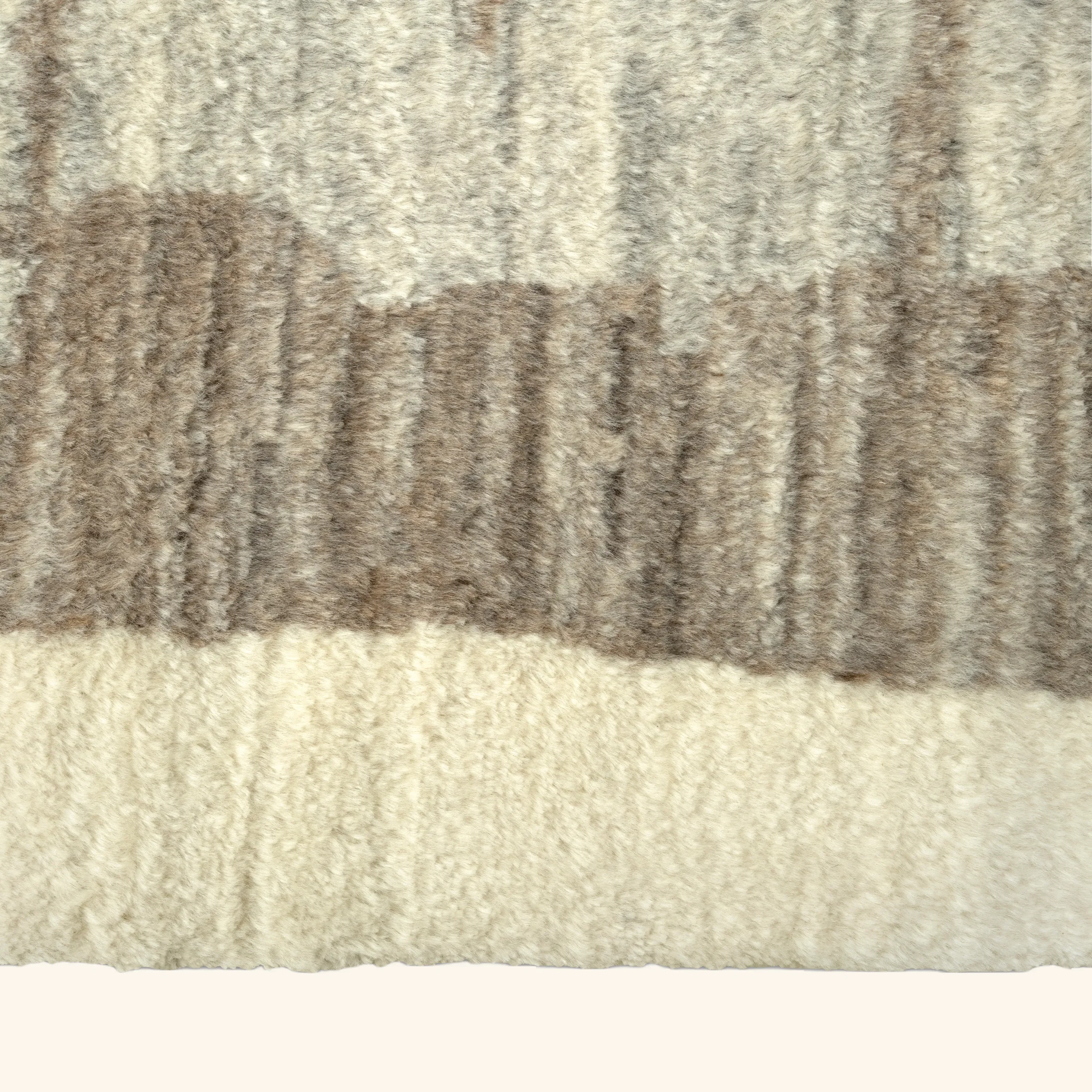 Moroccan Wool Rug - 9' x 12'5" - Image 4