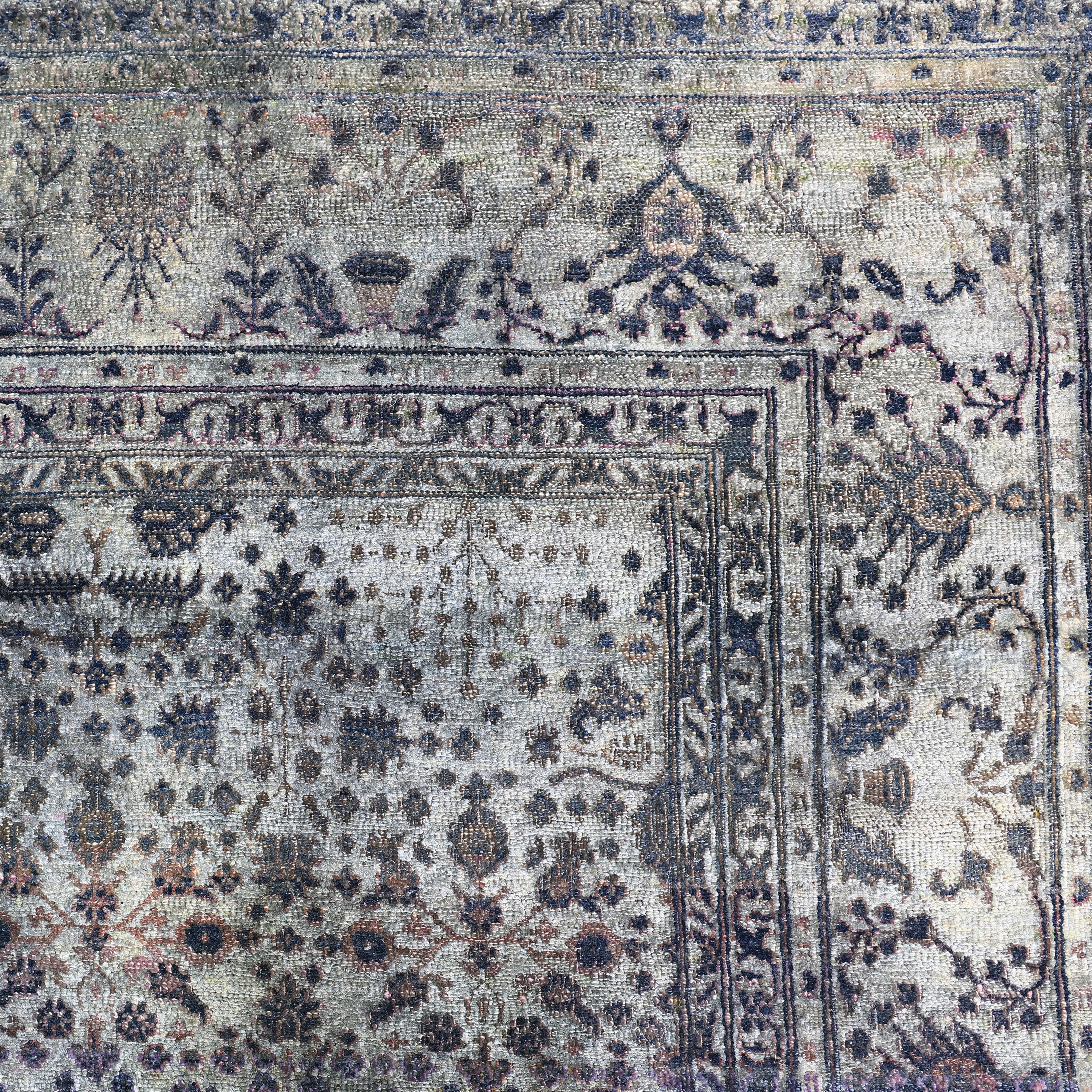Multicolored Alchemy Traditional Silk Wool Blend Rug - 8'11" x 11'9" - Image 3