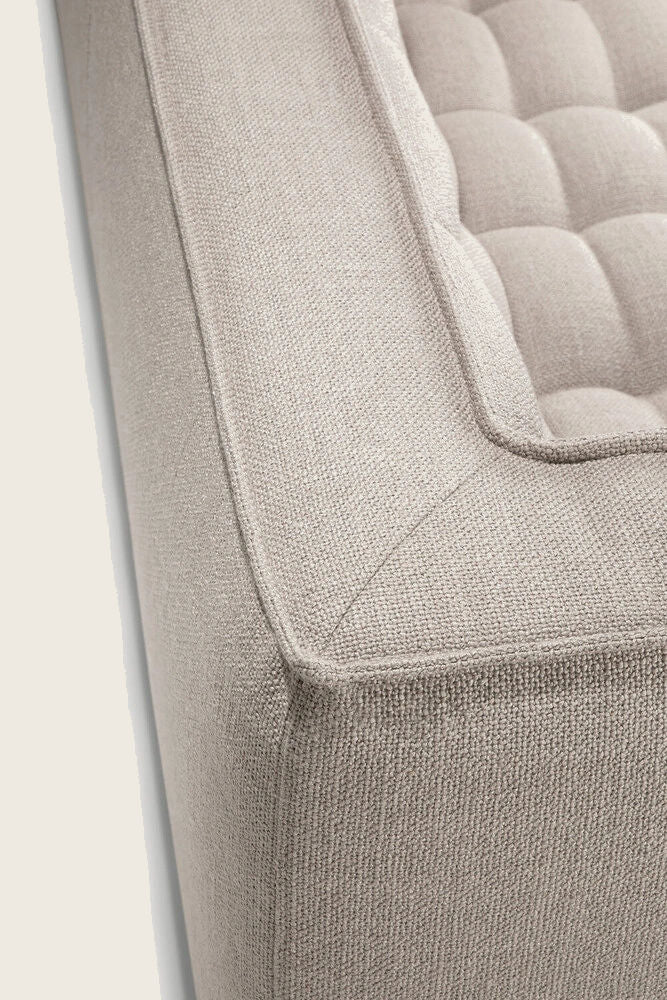 N701 Sofa - Image 71