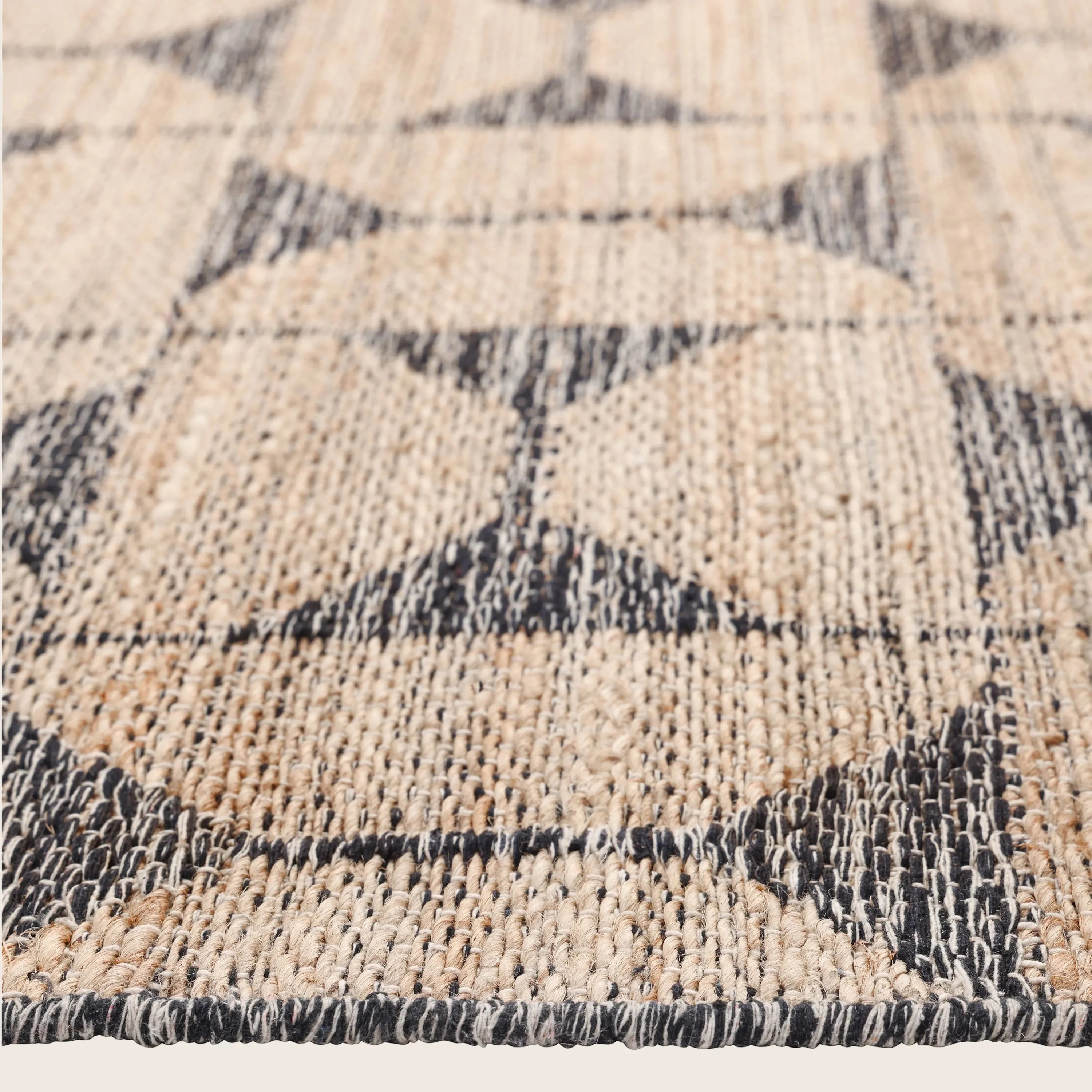 Natural Transitional Jute Wool Rug - Image 4
