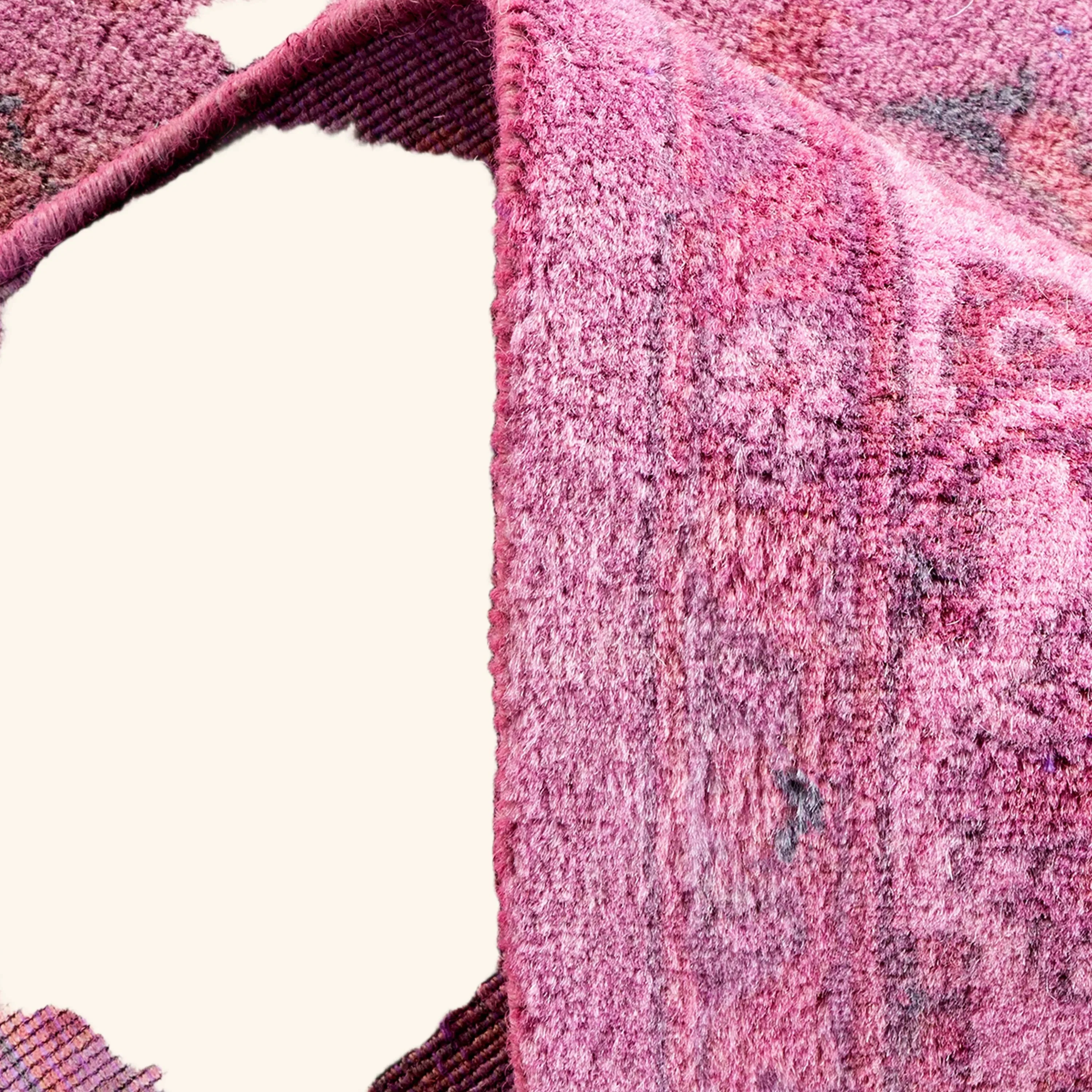 Pink Samsara Wool Rug - 3'2" x 5'2" - Image 6