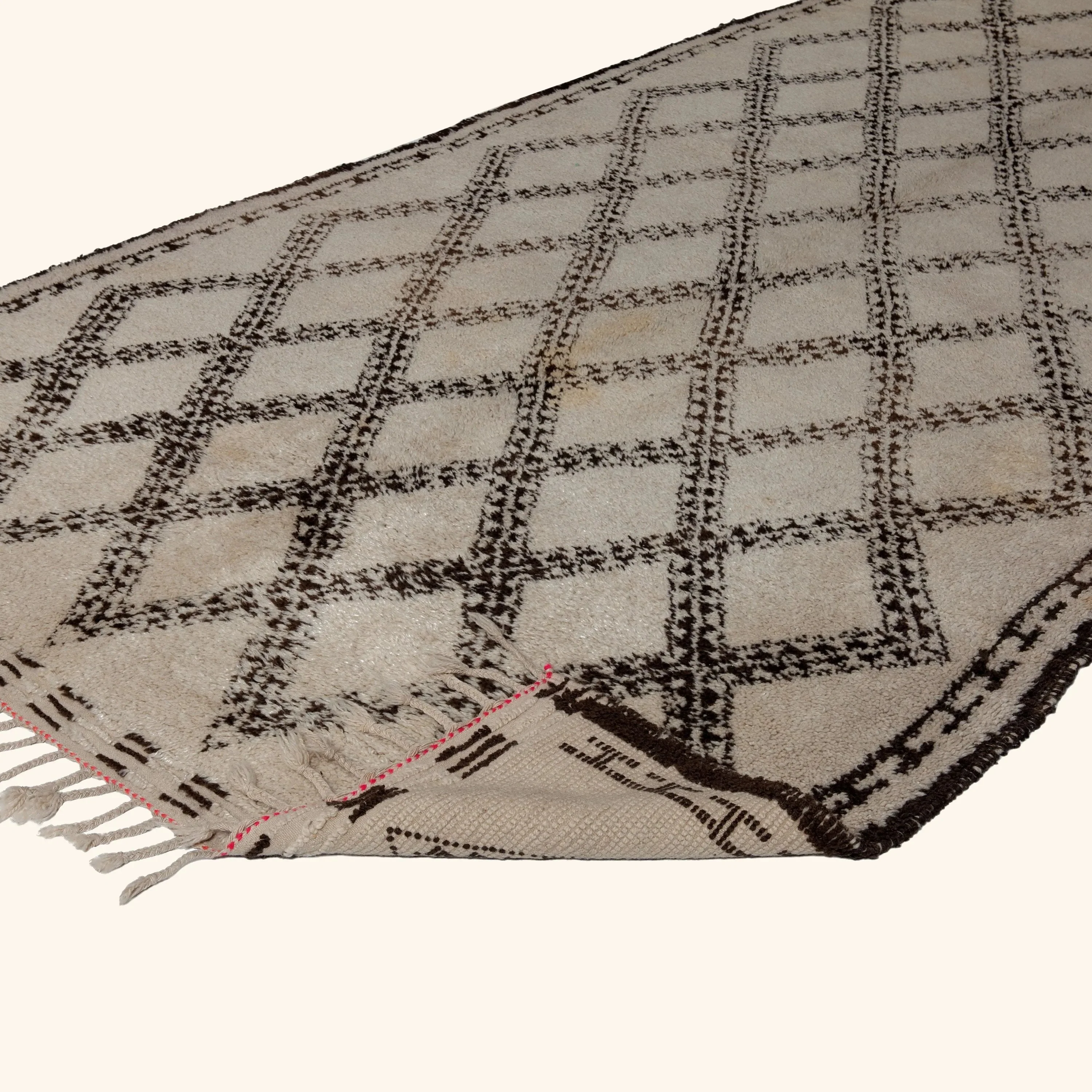 Beige Vintage Moroccan Wool Rug - 6'10" x 12'5" - Image 4