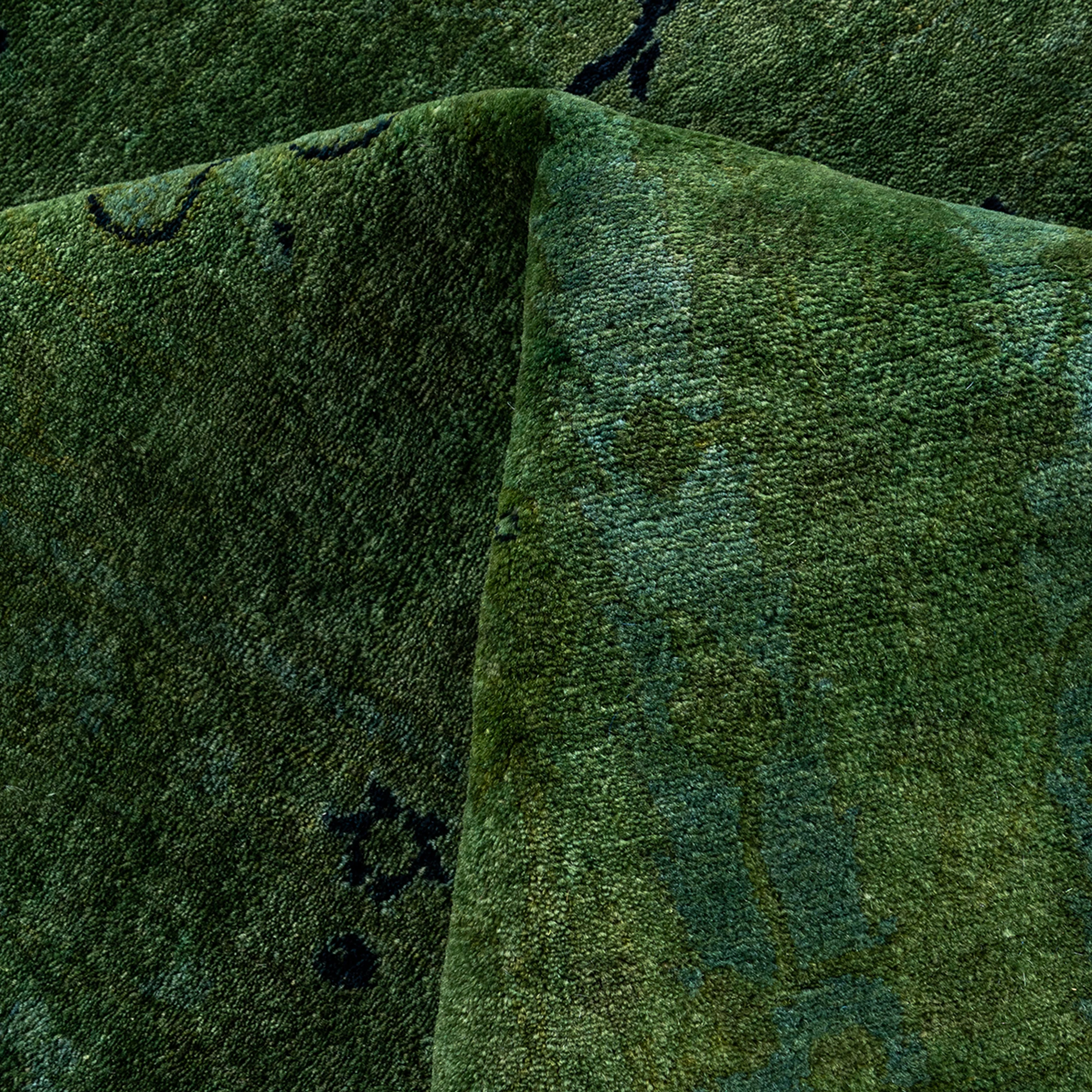 Green Samsara Wool Rug - 6' x 9'3" - Image 7