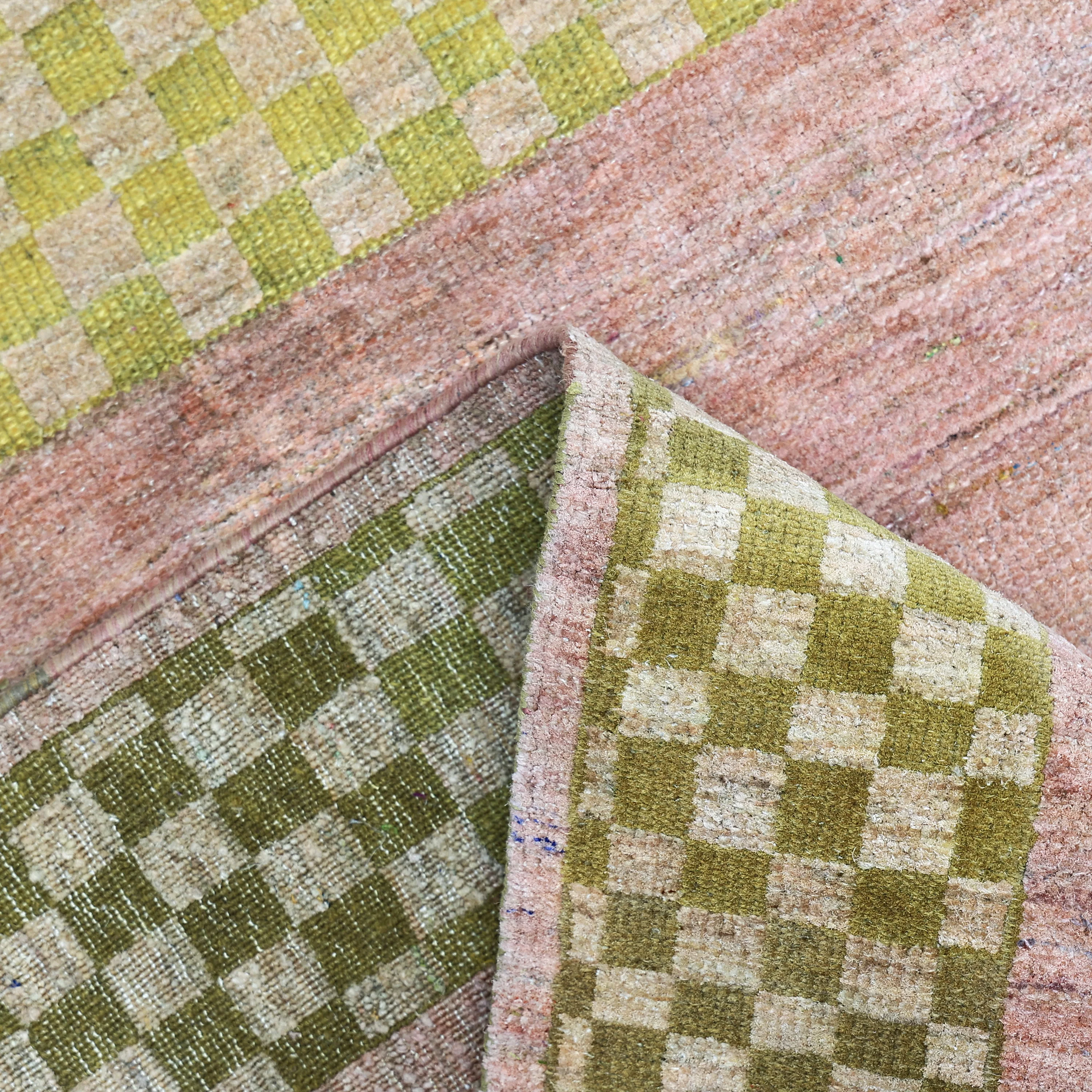 Pink Alchemy Transitional Silk Wool Blend Rug - 5'10" x 4'10" - Image 7