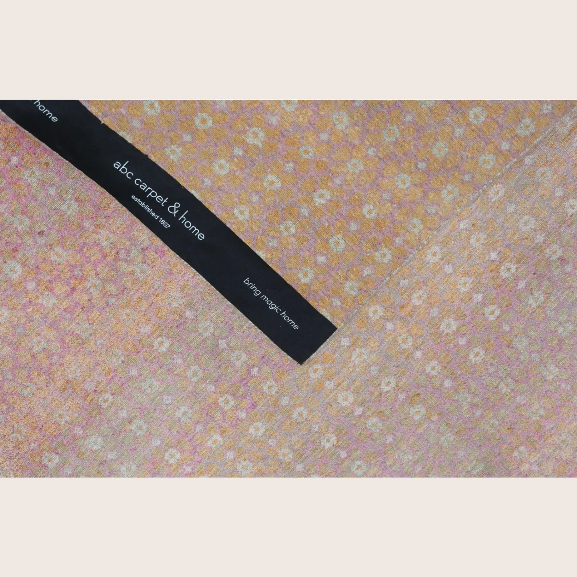 Pink Aura Contemporary Saree Silk Rug - Image 5