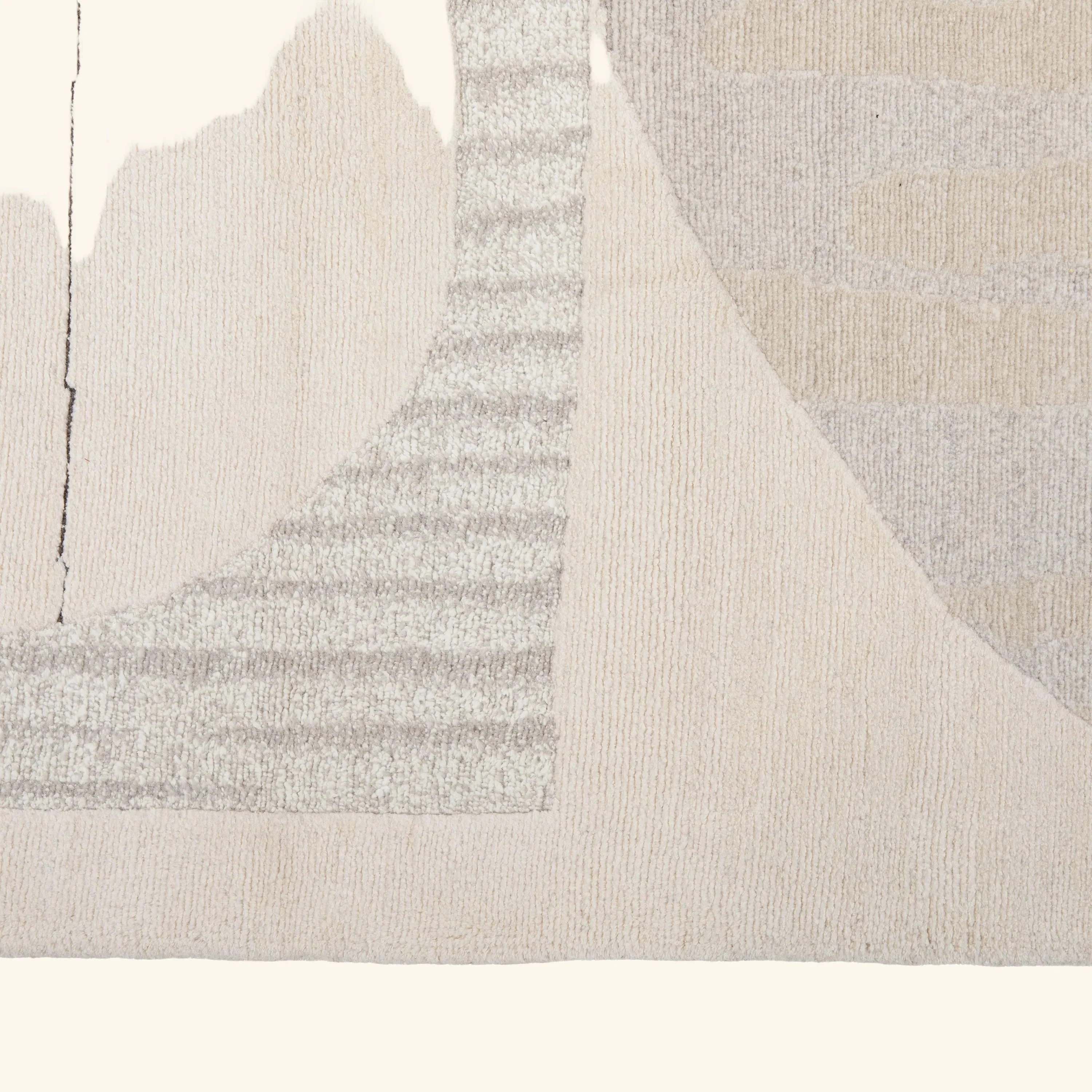 Grey & Cream Contemporary Tibetan Wool Silk Blend Runner - 2'9" x 12' - Image 5