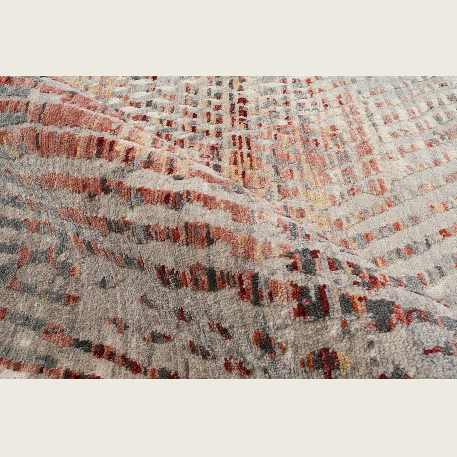 Red Contemporary Wool Silk Blend Rug - 8' x 10' - Image 3