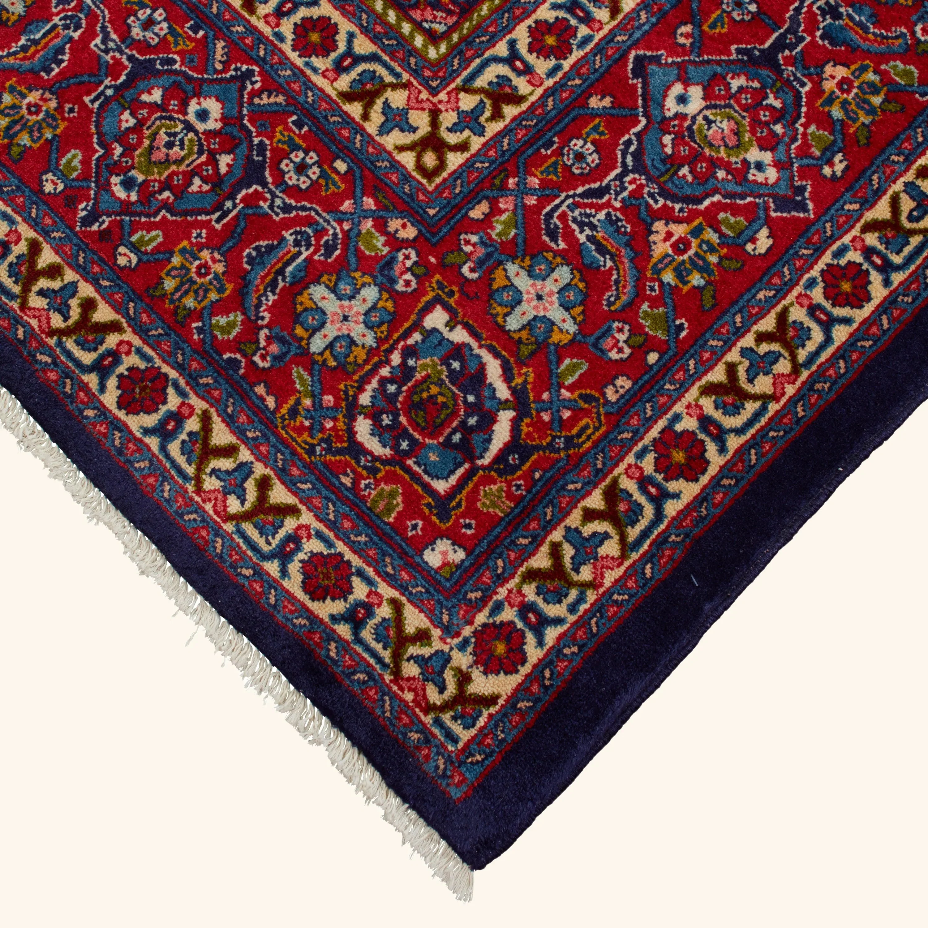 Red Traditional Persian Sarouk Wool Rug - 8'4" x 11' - Image 3