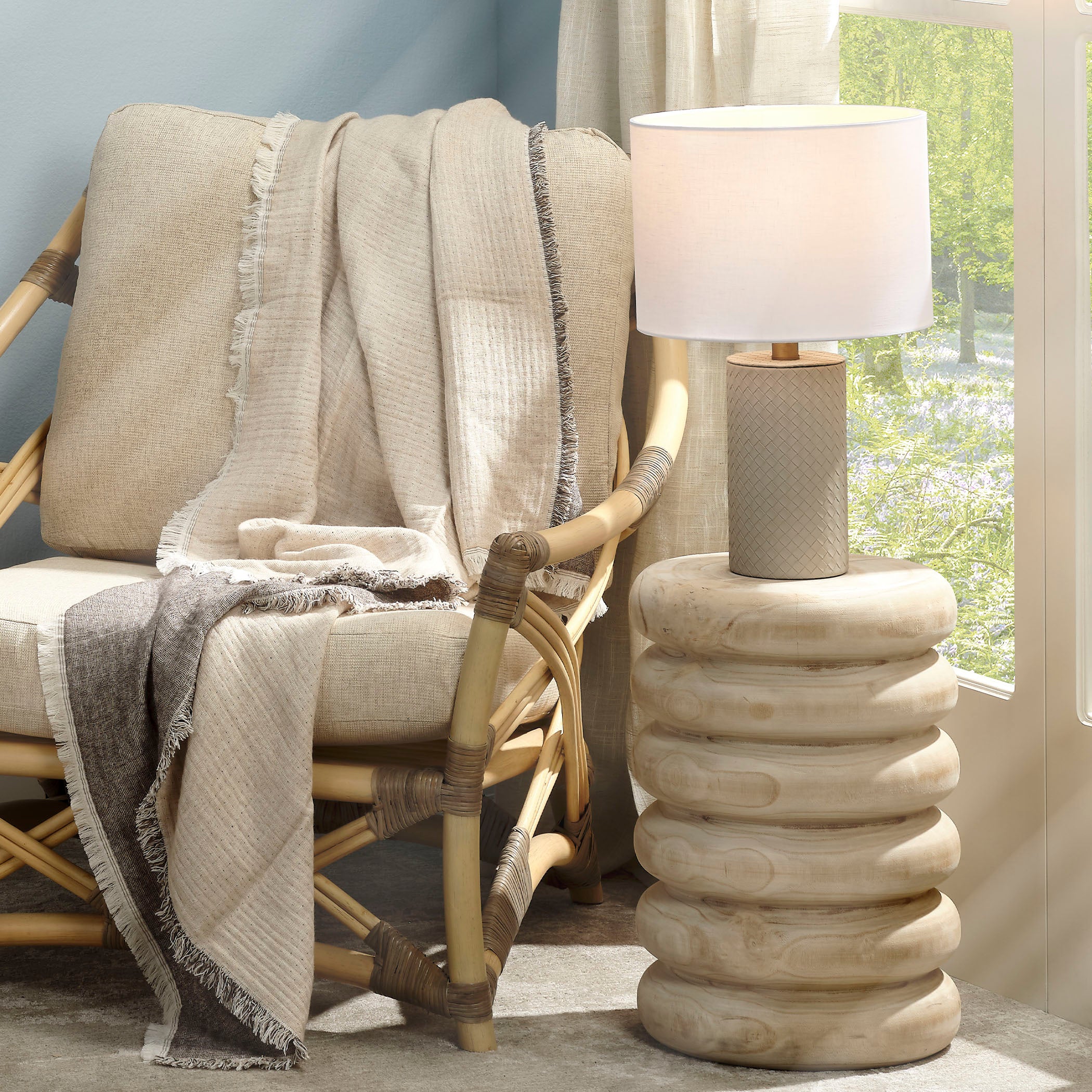 Roman Table Lamp - Image 9