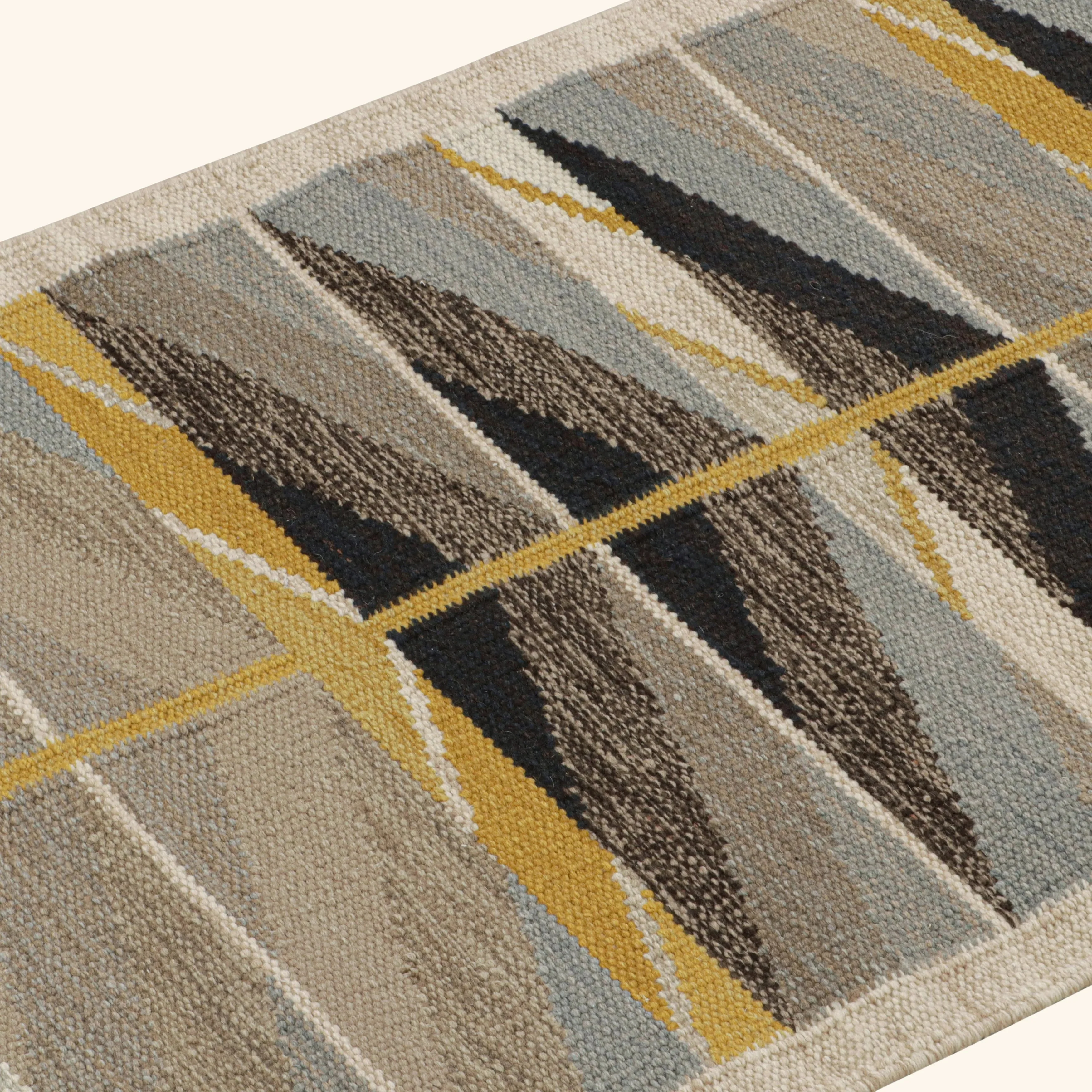 Beige Swedish Flatweave Wool Rug - 3'5" x 6'5" - Image 2