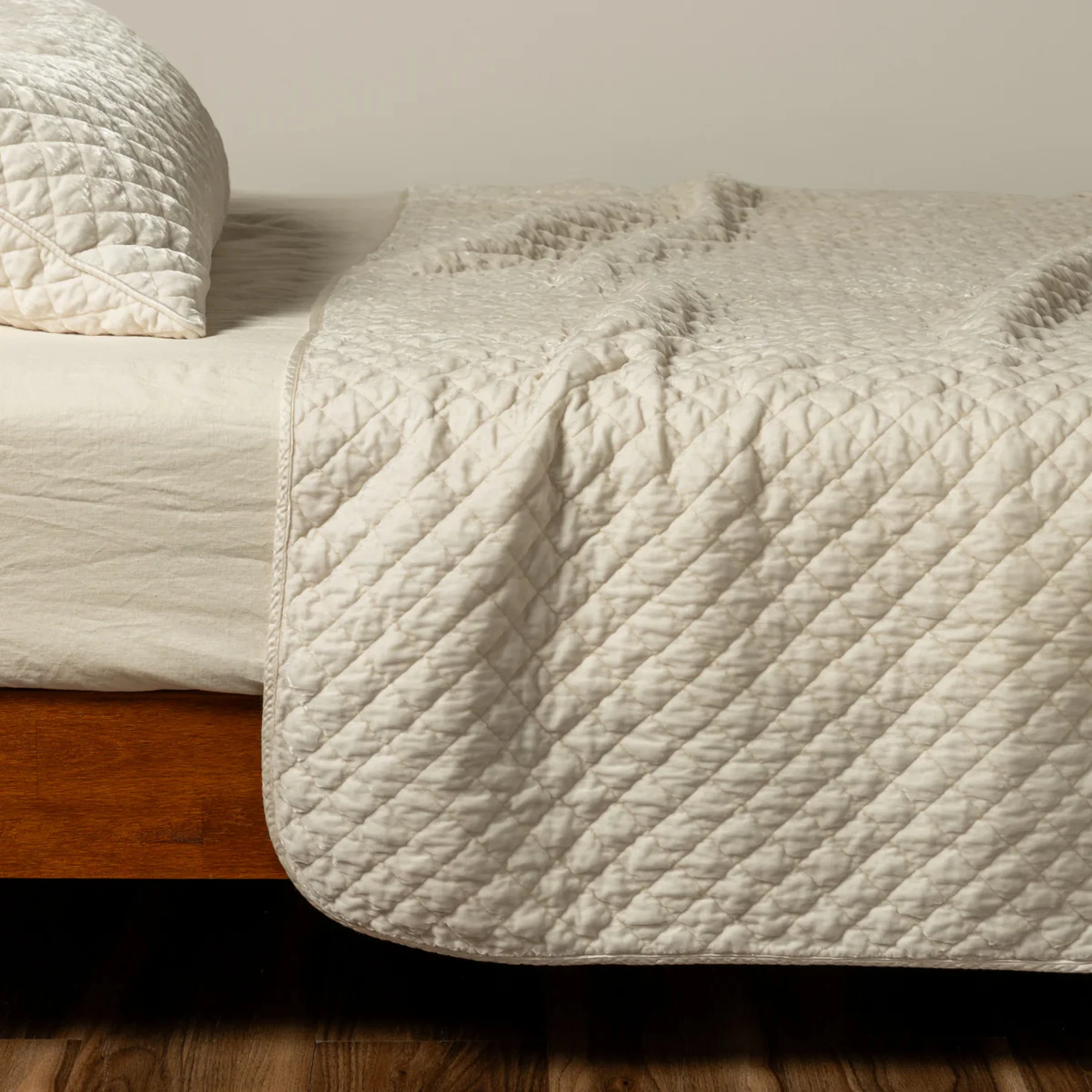 Silk Velvet Quilted Coverlet - Image 6