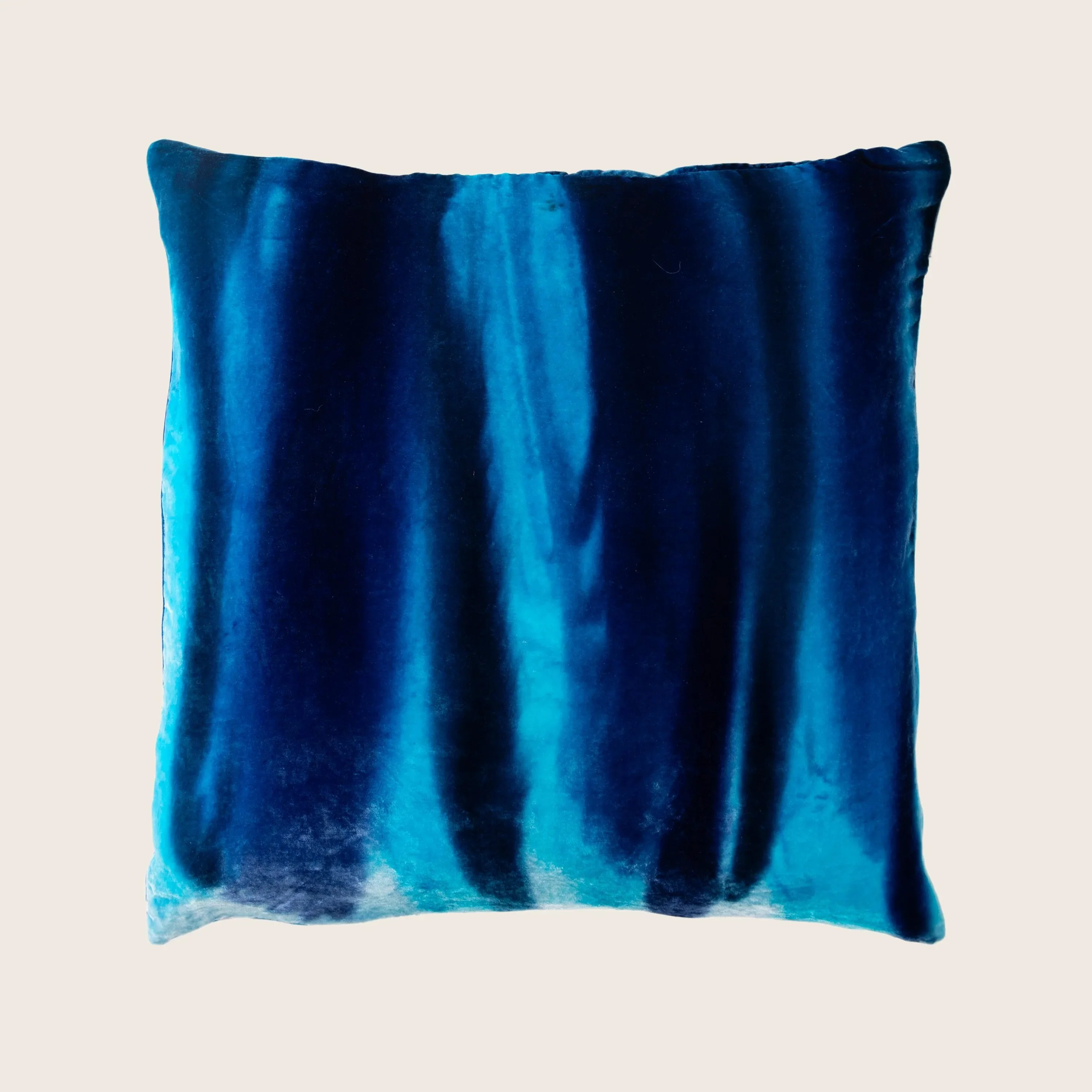Gravity Pillow Midnight - Image 2