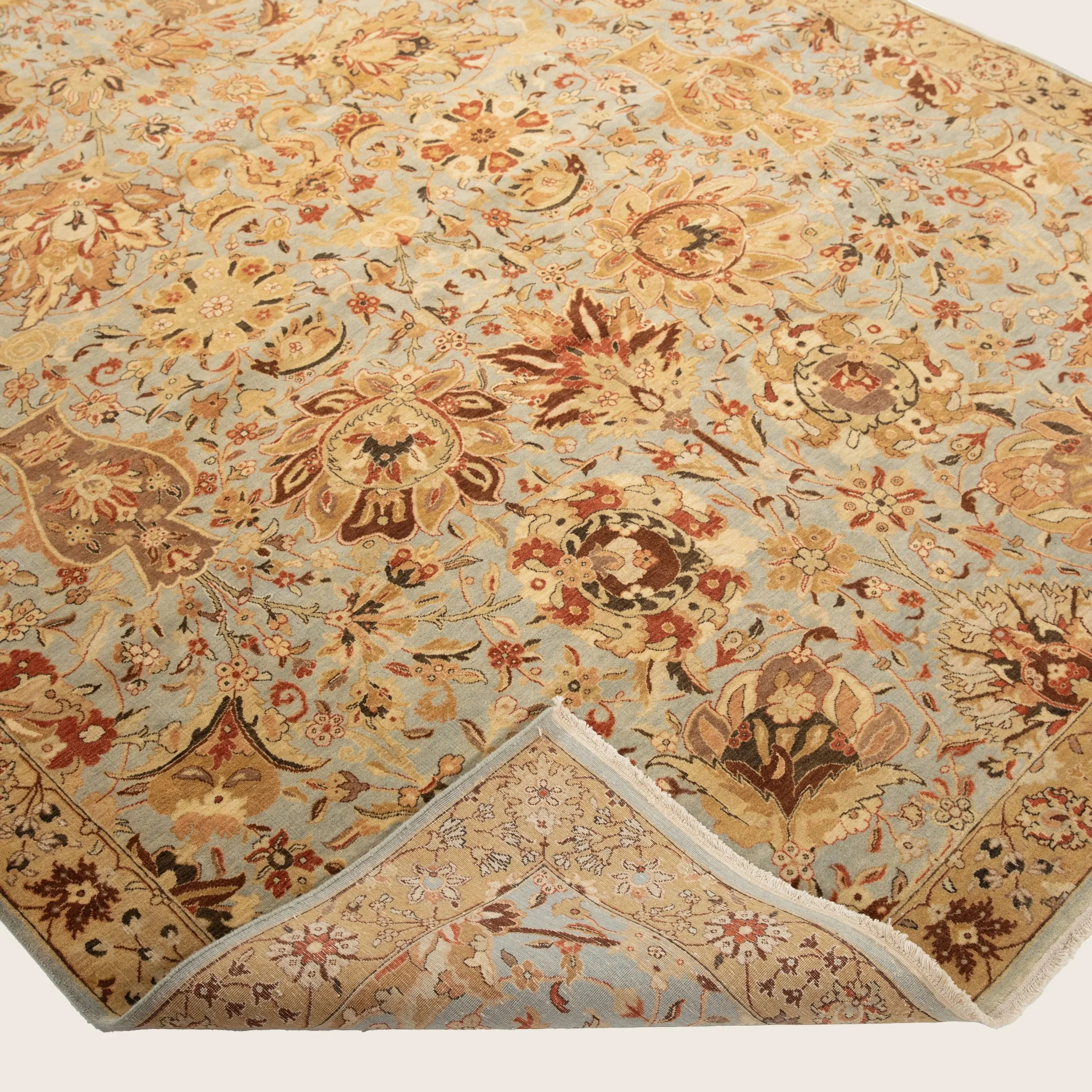Beige Traditional Wool Rug - 6' x 9' - Image 4