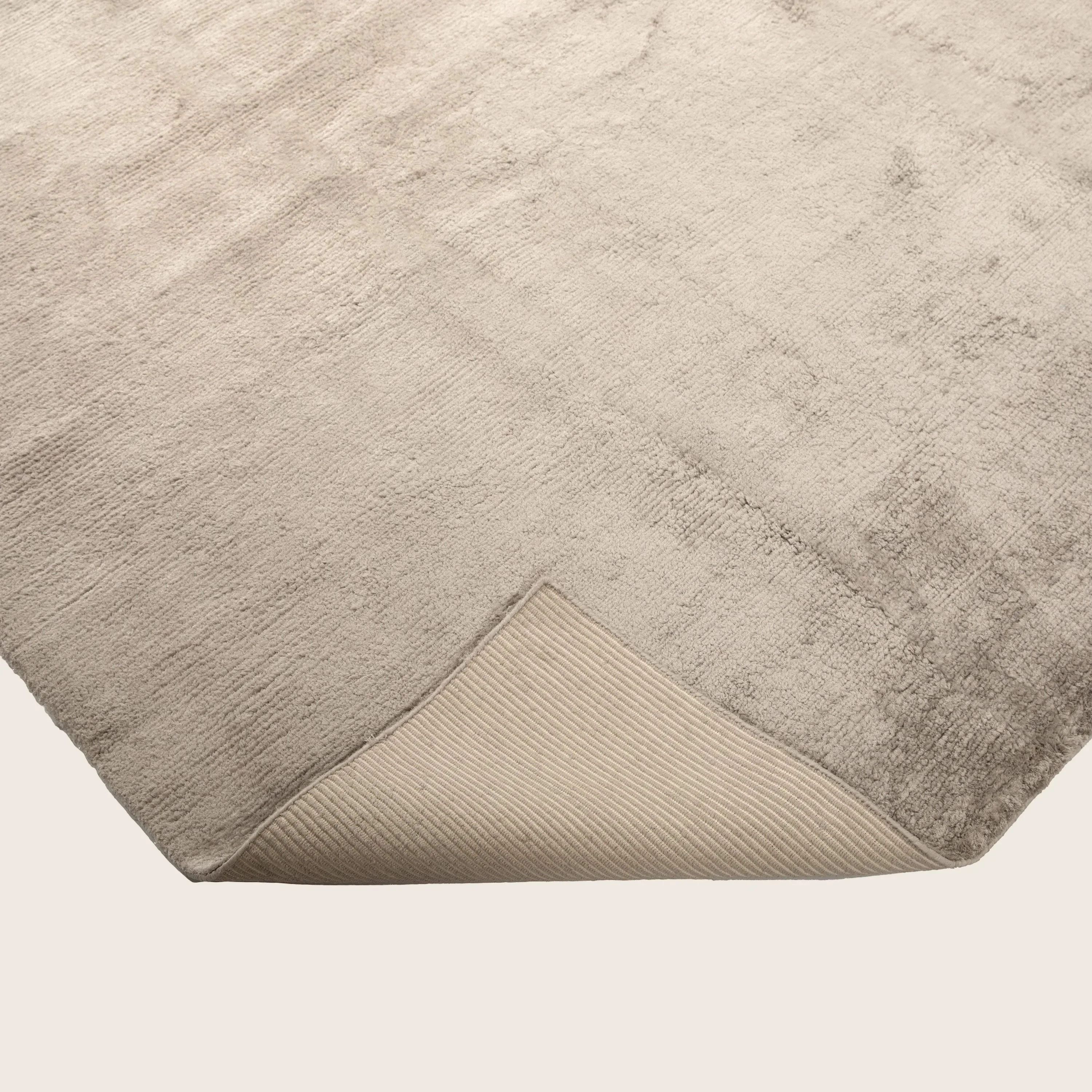 Lulu Solid Tibetan Silk Rug - Image 12