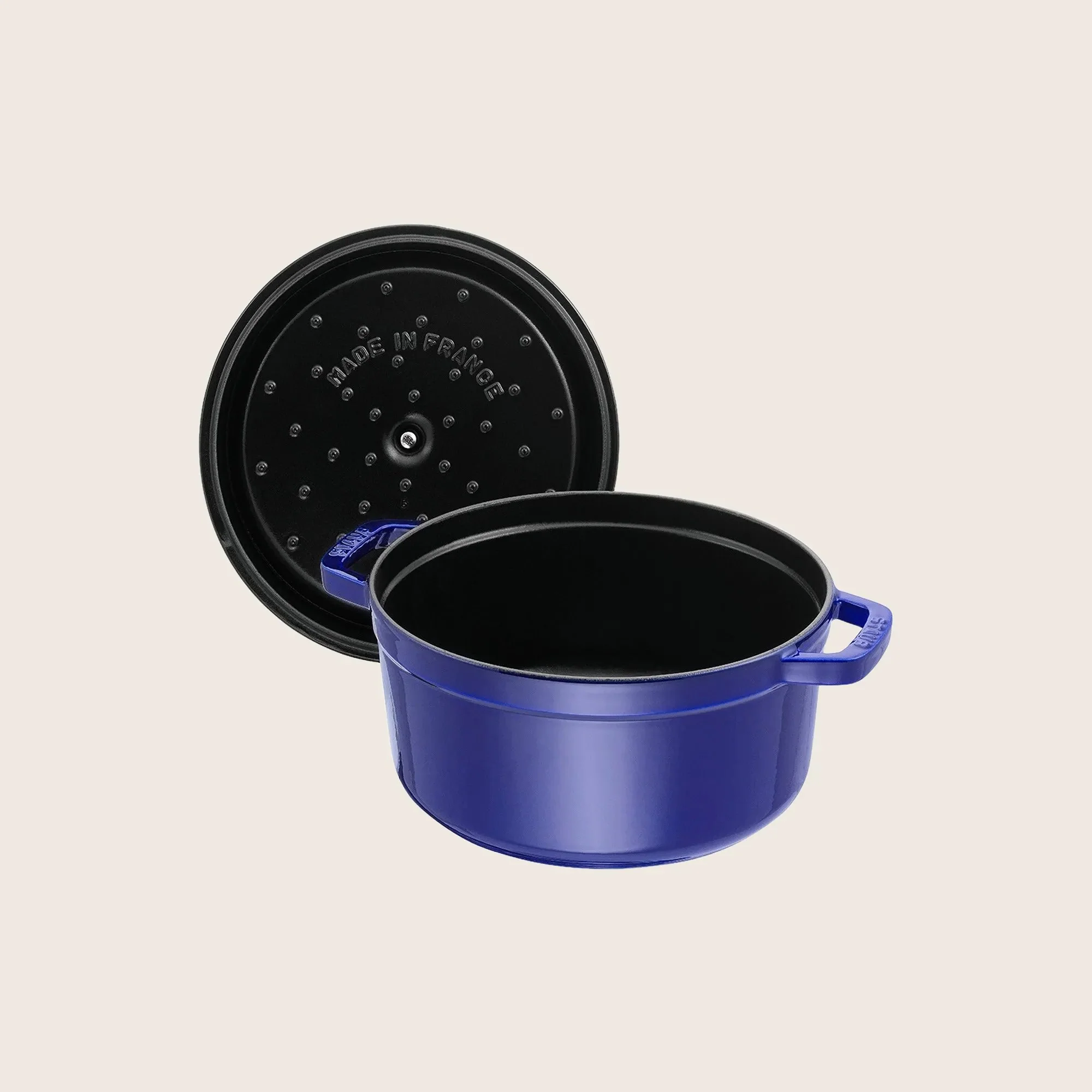 7 qt Round Dutch Oven - Image 17