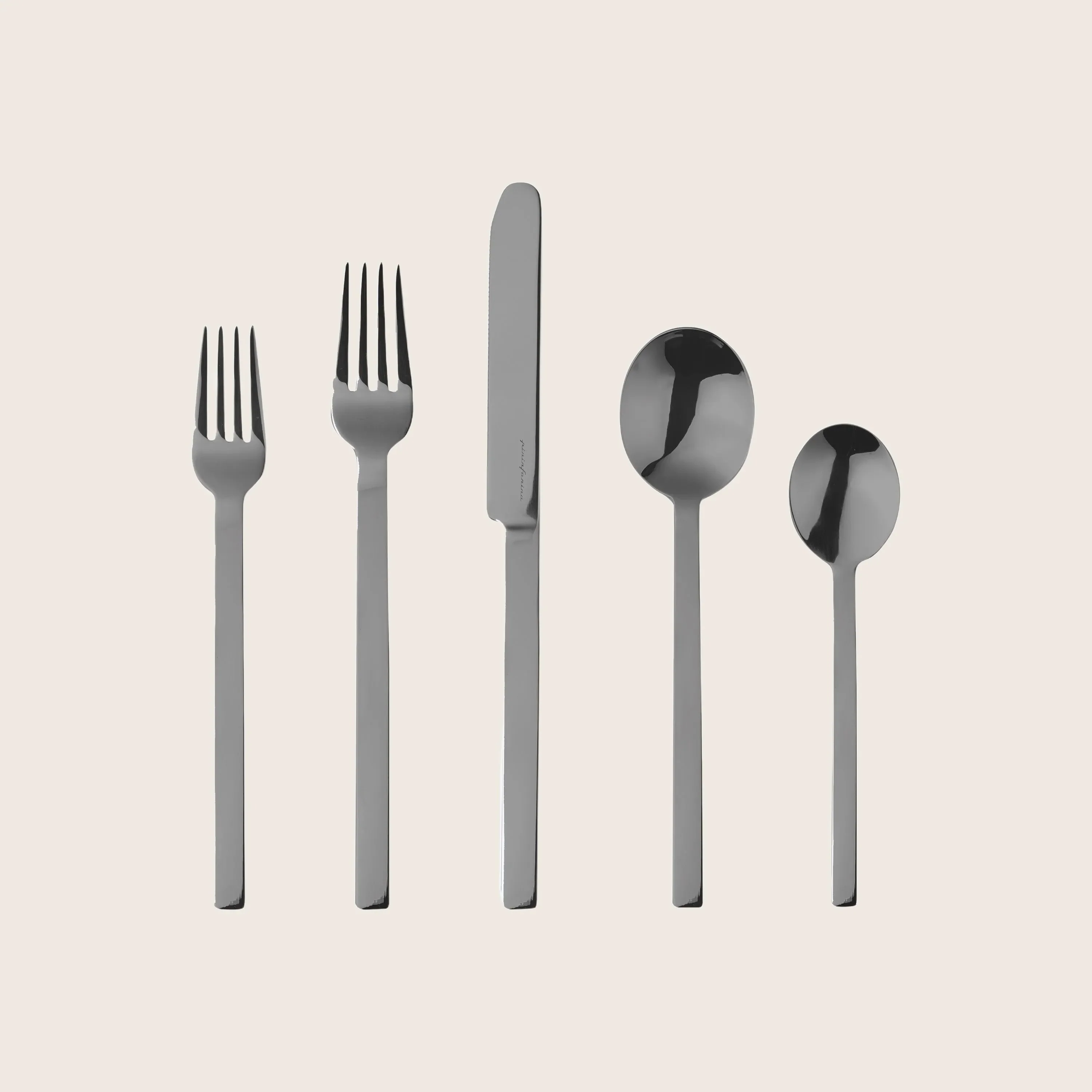 Stile Flatware, Mirror Finish - Image 3