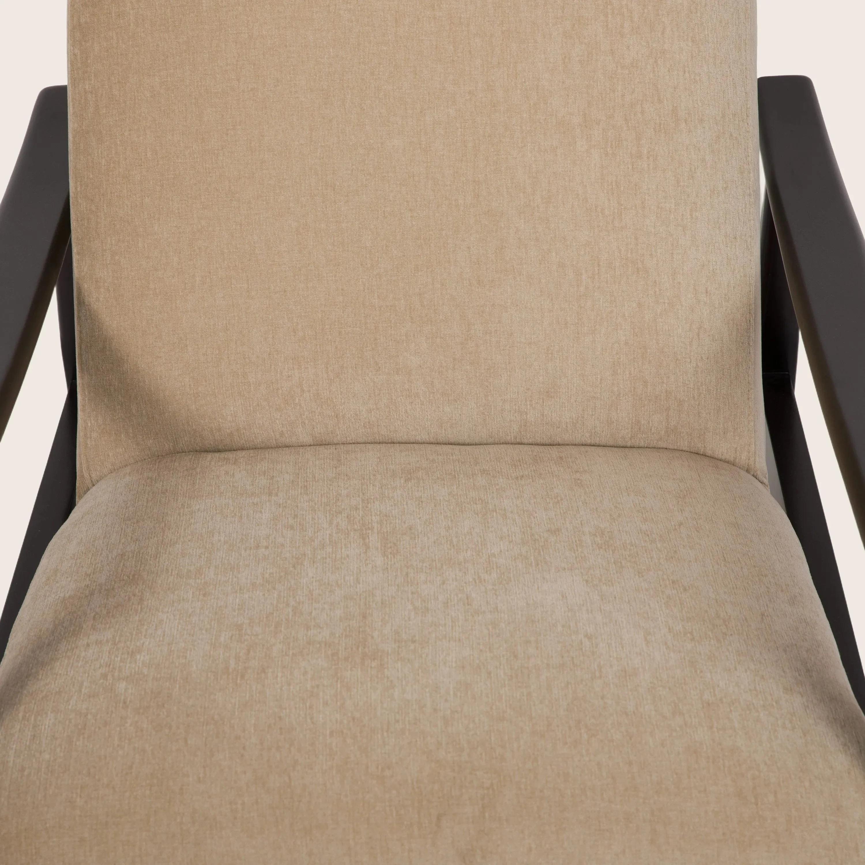 Sutton Recliner - Image 10