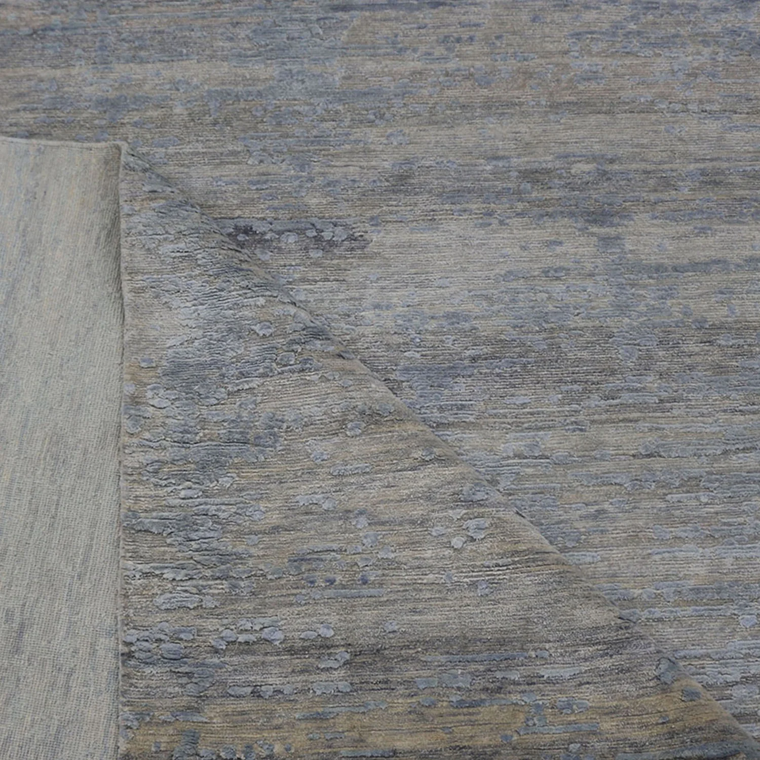 Tibetan Silk Rug - Slate Silver - Image 4