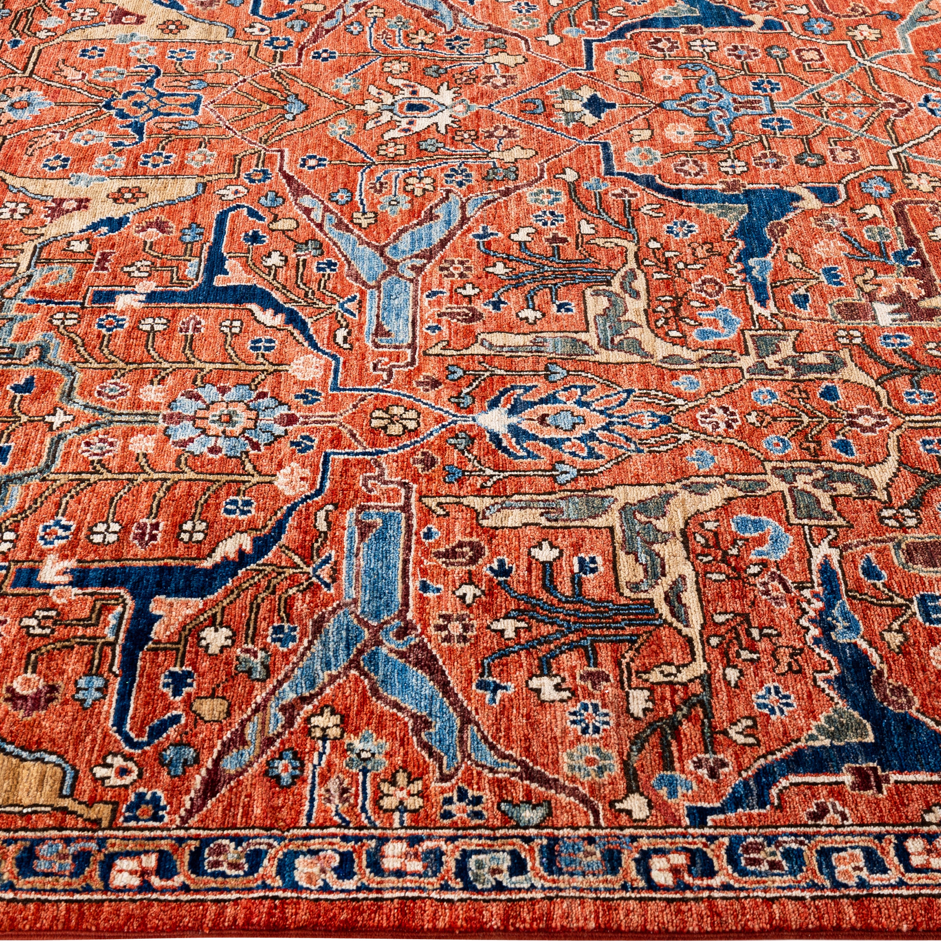 Red Traditional Serapi Wool Rug - 7'9" x 9'10" - Image 4