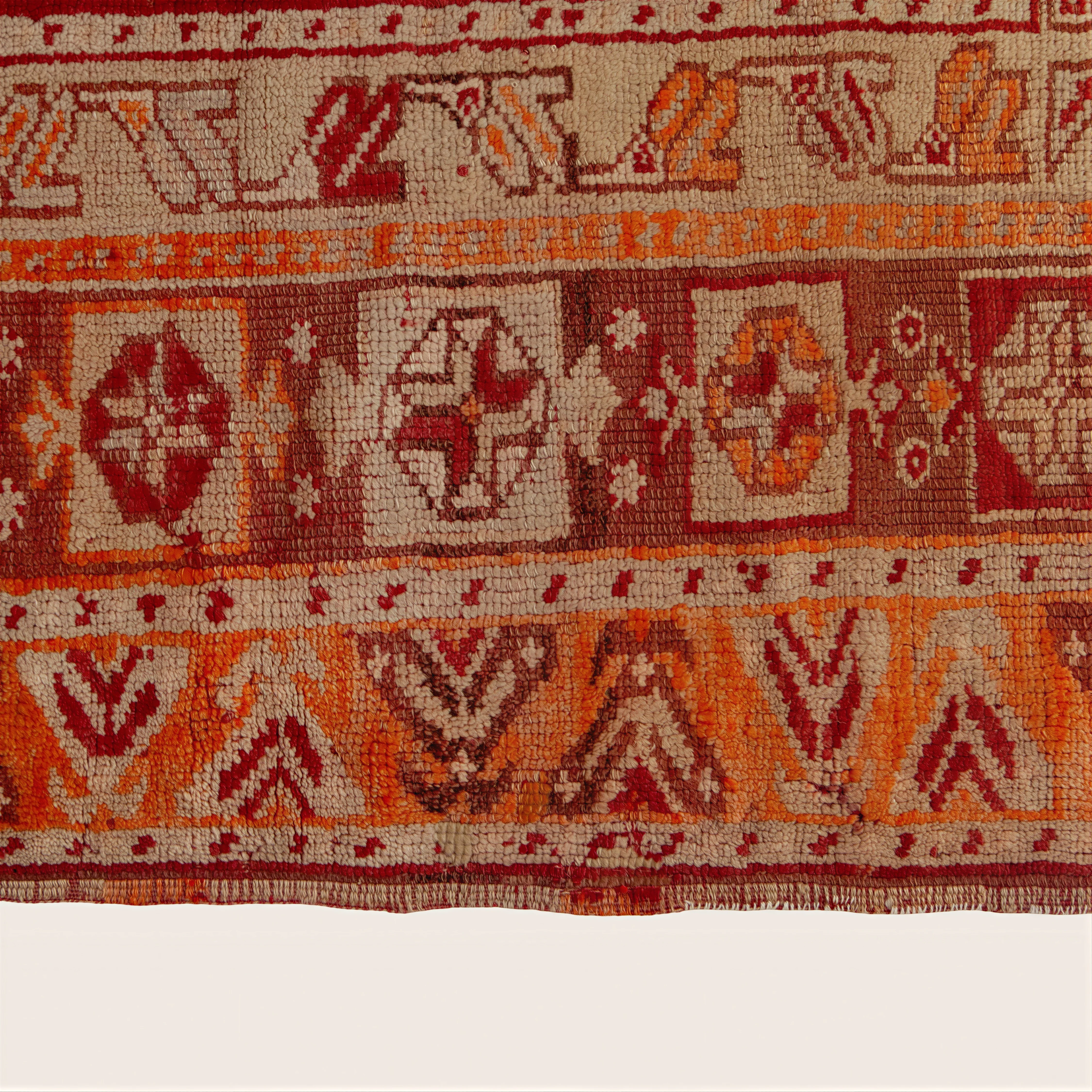 Red Vintage Traditional Wool Rug - 3'10" x 5'8" - Image 5
