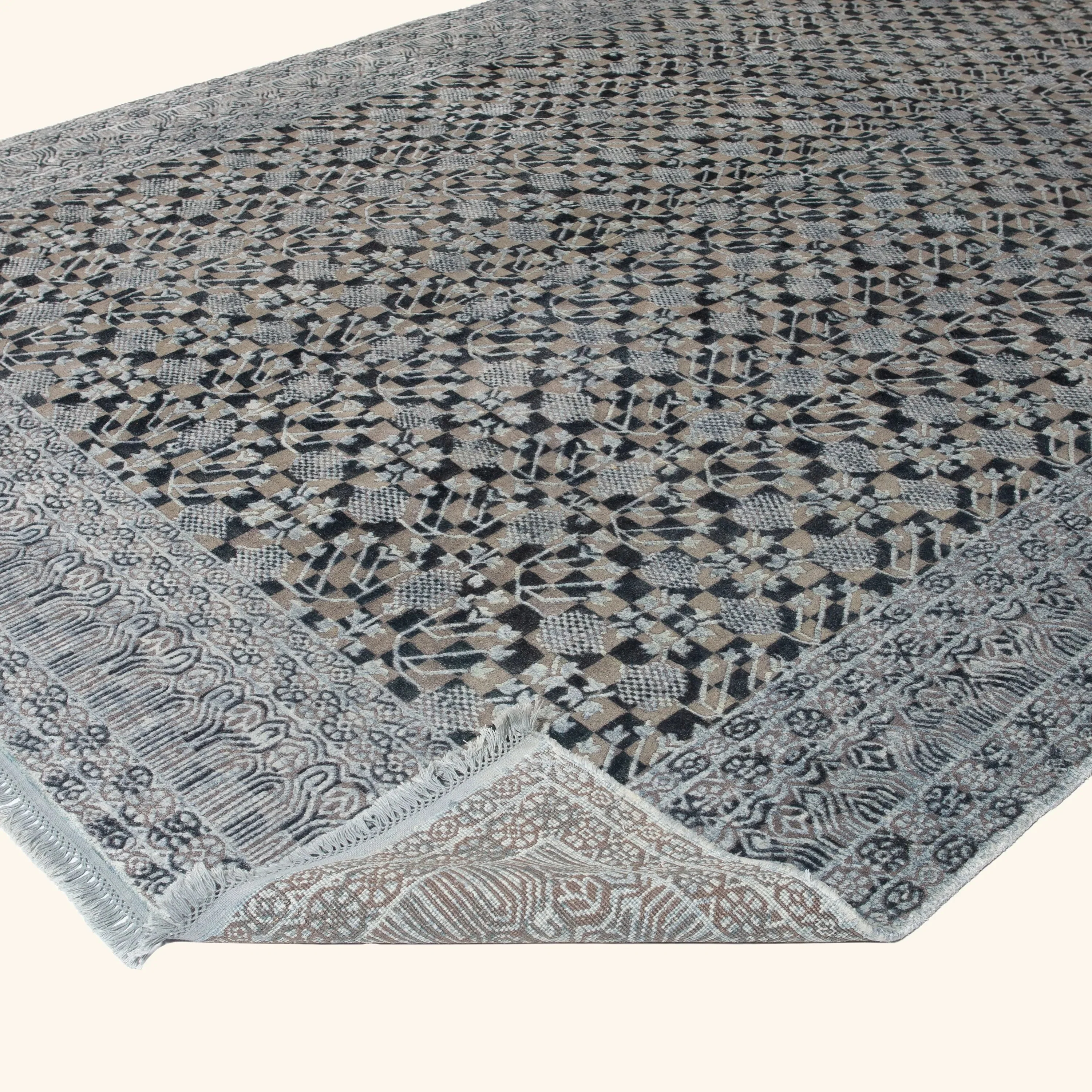 Silver Traditional Wool Rug - 10' x 14'3" - Image 4