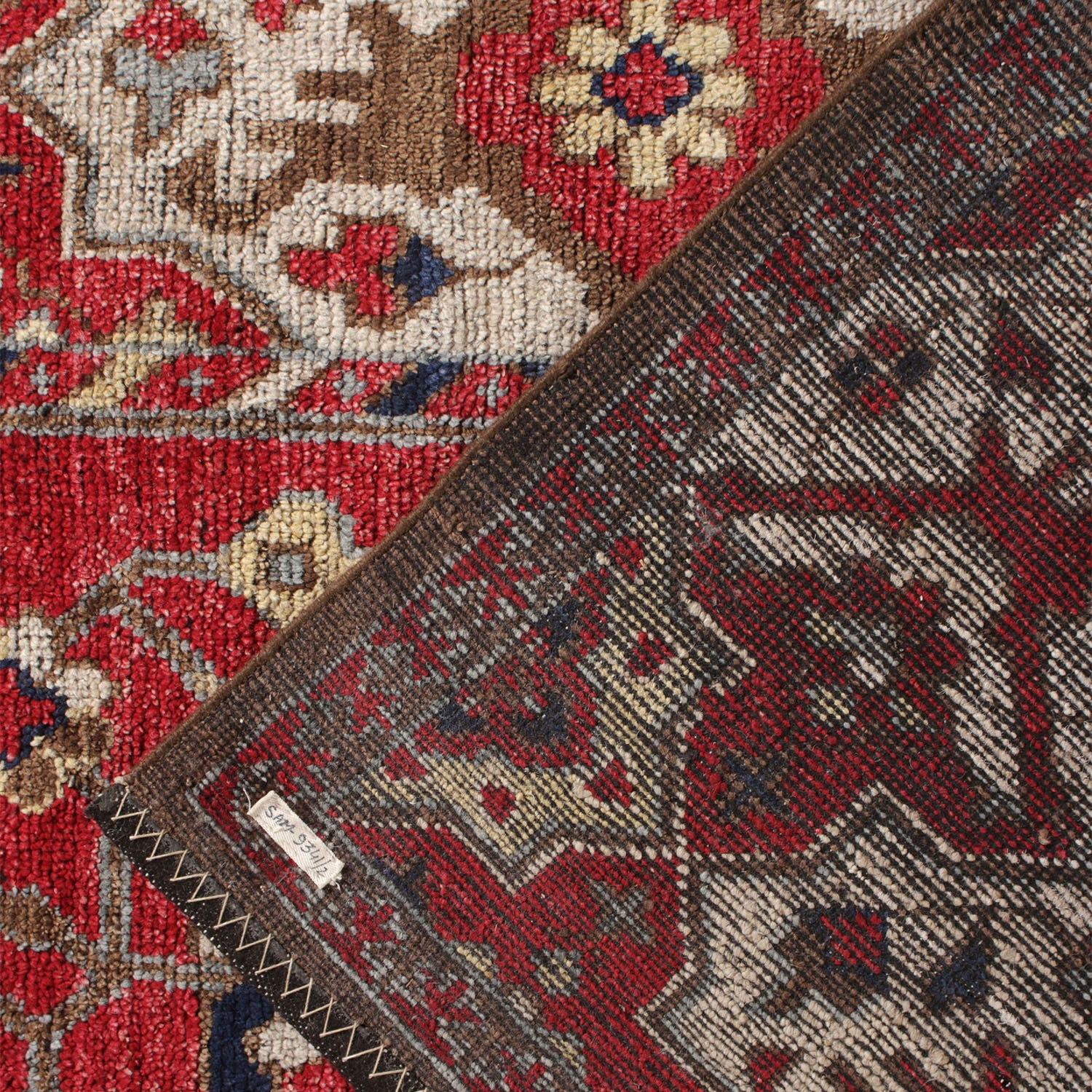 Red Traditional Wool Rug - 5'11" x 8' - Image 2