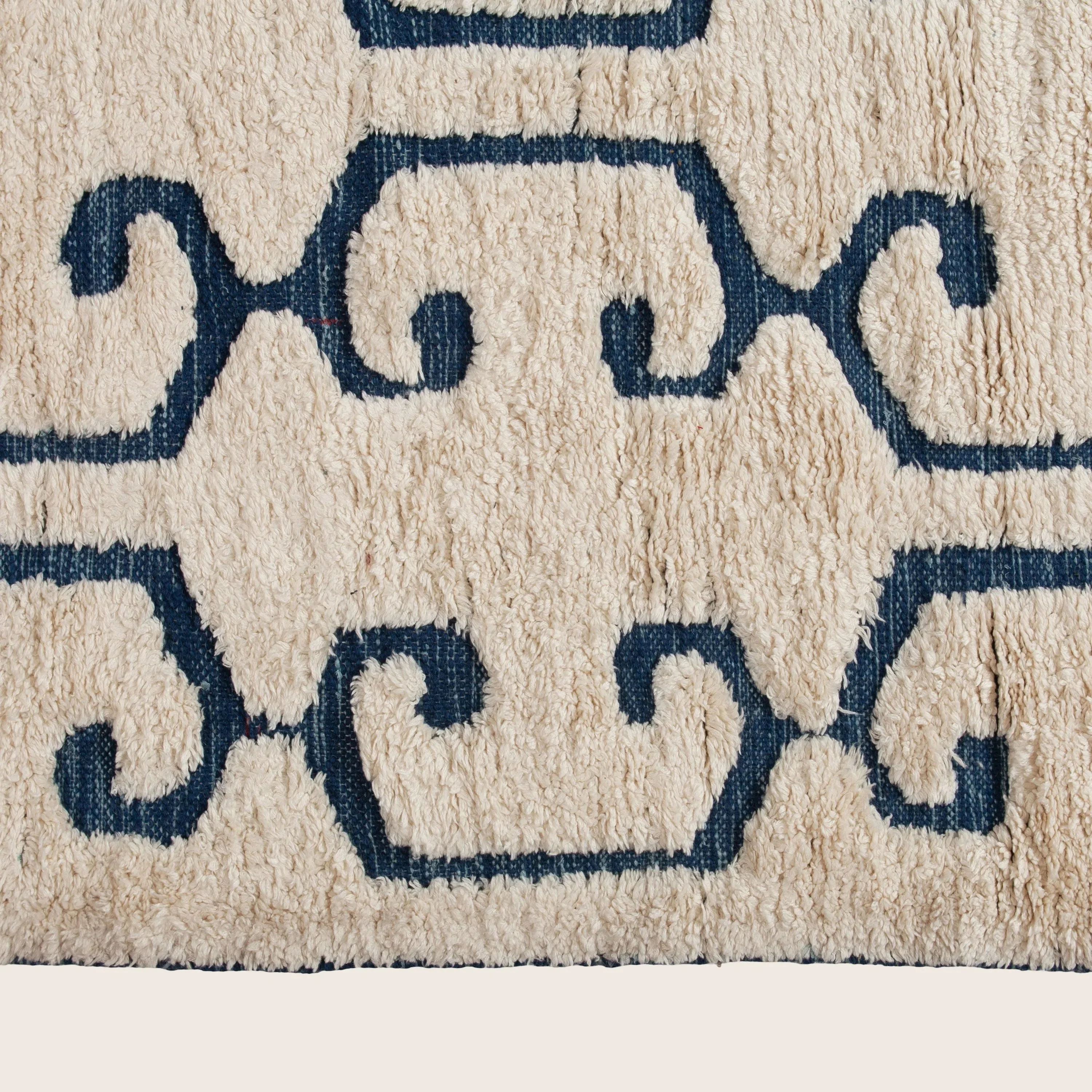 White Transitional Wool Rug - 10"x 17'4" - Image 5