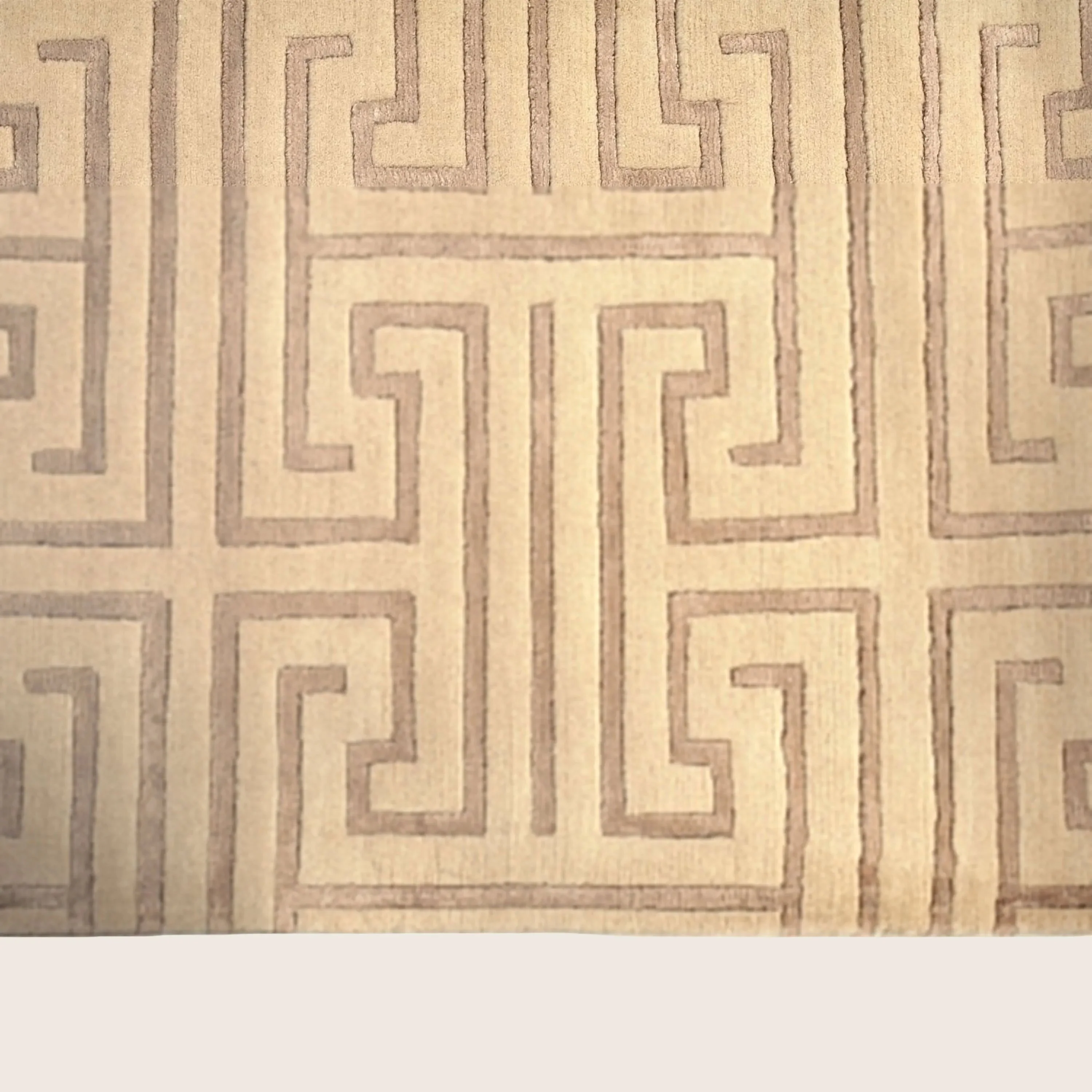 Natural Transitional Wool Art Silk Blend Rug - 5'1" x 8'2" - Image 3