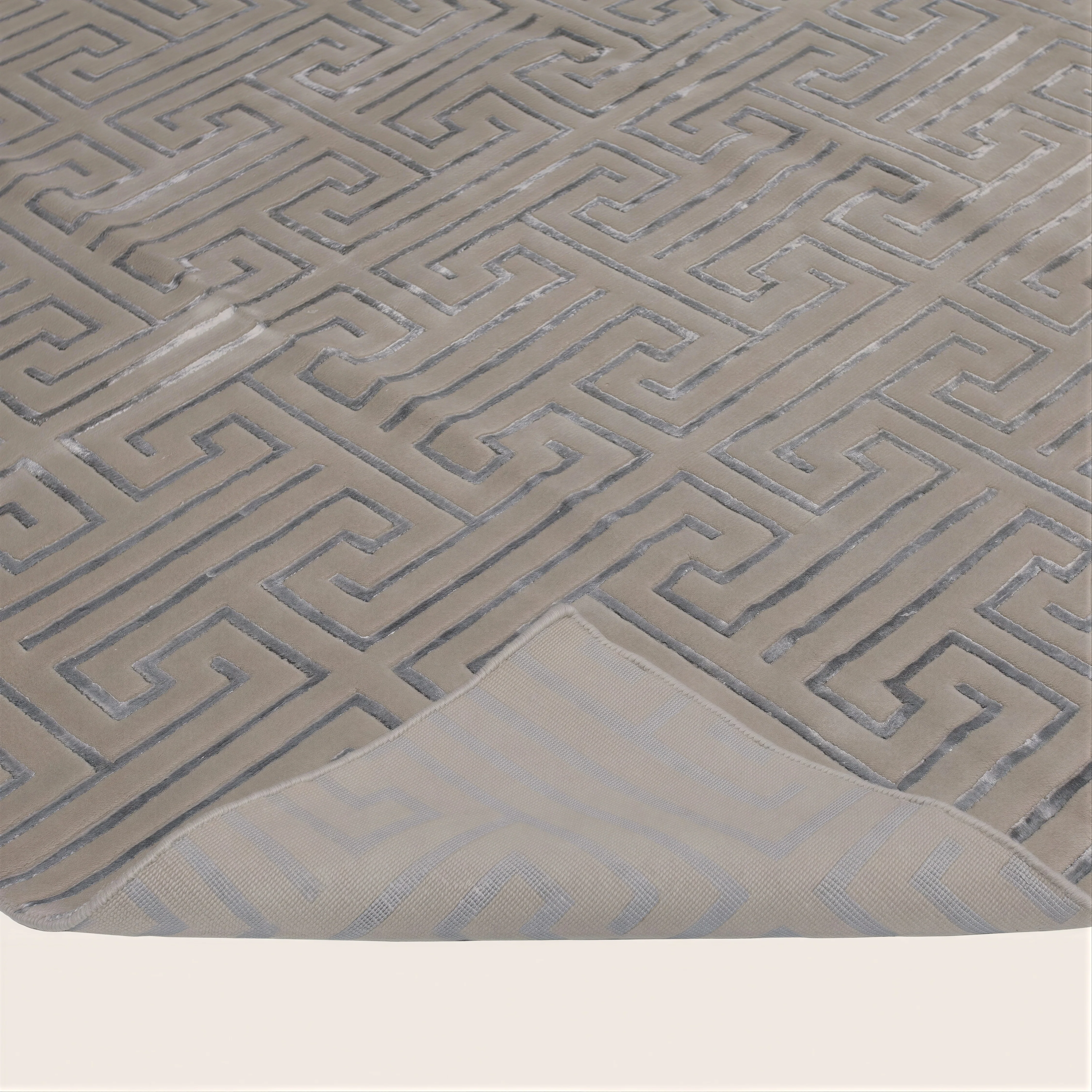 Grey Transitional Wool Art Silk Blend Rug - 7'10" x 10'4" - Image 4