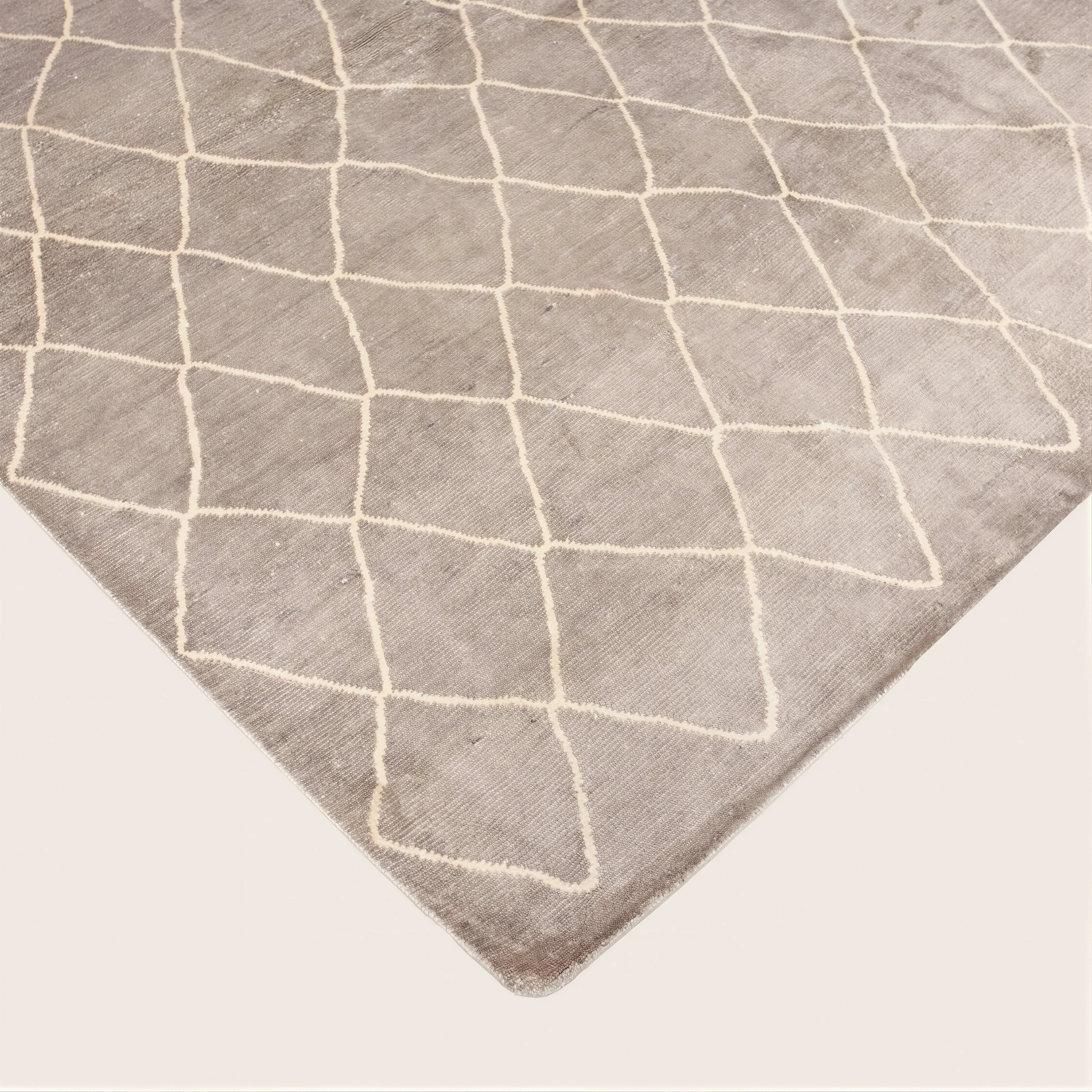 Grey Transitional Art Silk Rug - 9'1" x 12'1" - Image 3