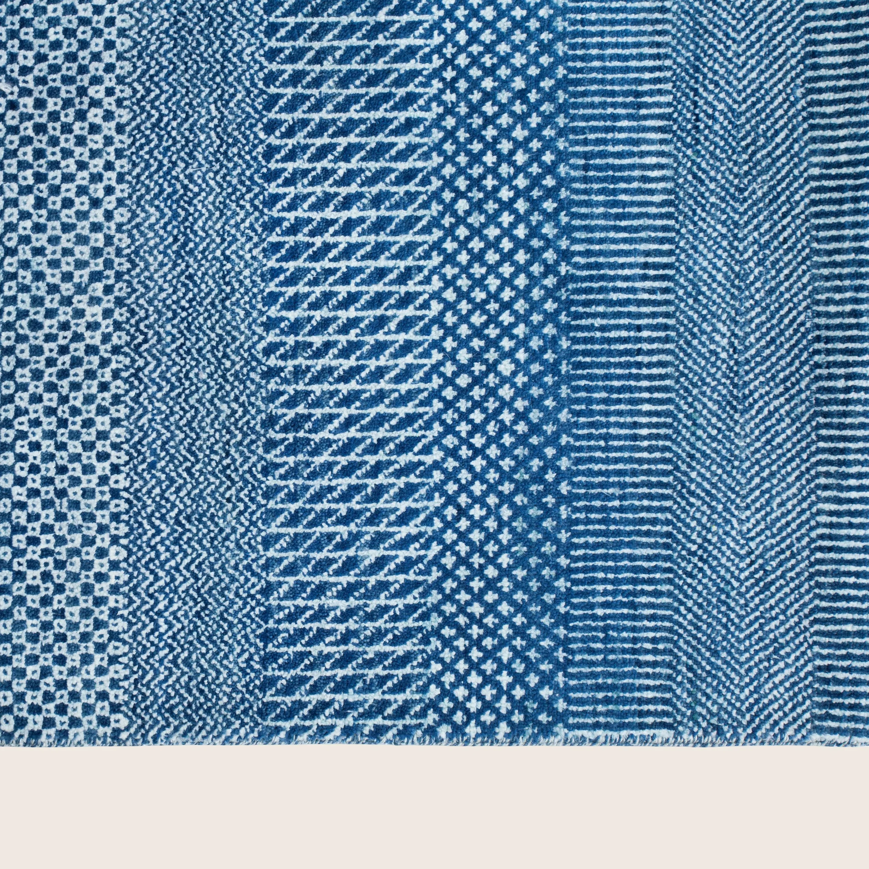 Blue Contemporary Wool Art Silk Blend Runner - 2'6" x 12'1" - Image 5
