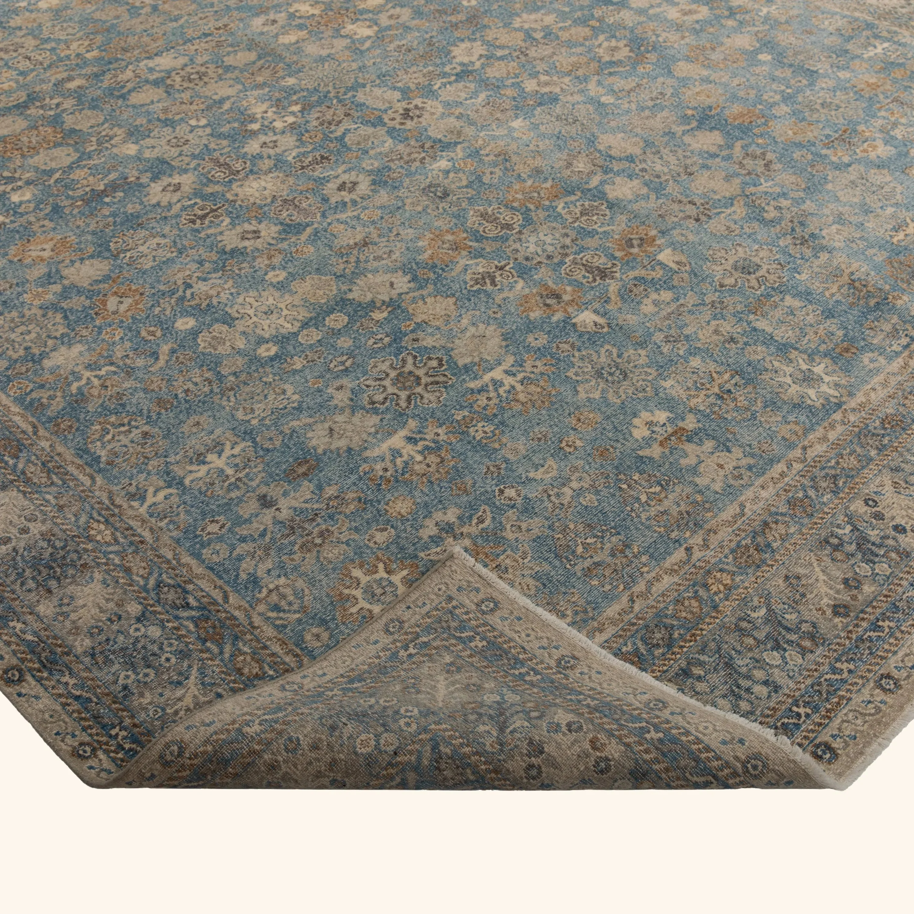 Blue Sabideh Distressed Traditional Wool Rug - 10'x14' - Image 4