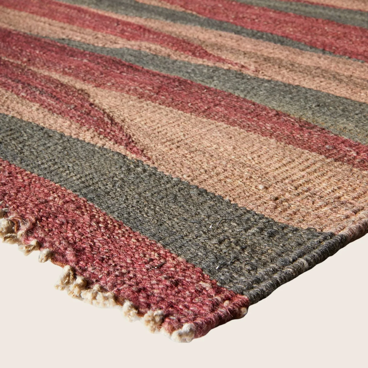 Red Turkish Flatweave Wool Rug - 8'1" x 9'11" - Image 3