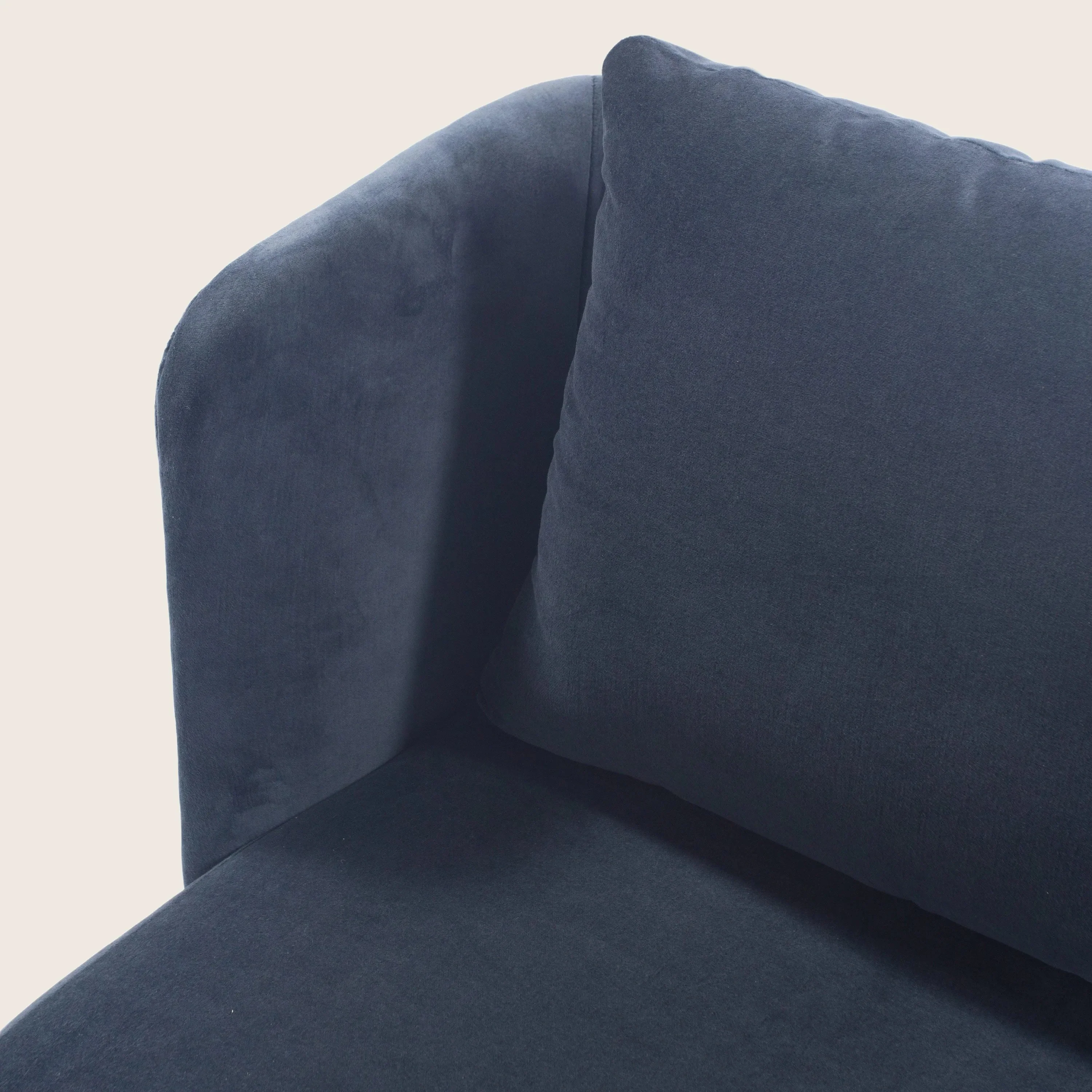 Velar Chair - Image 5