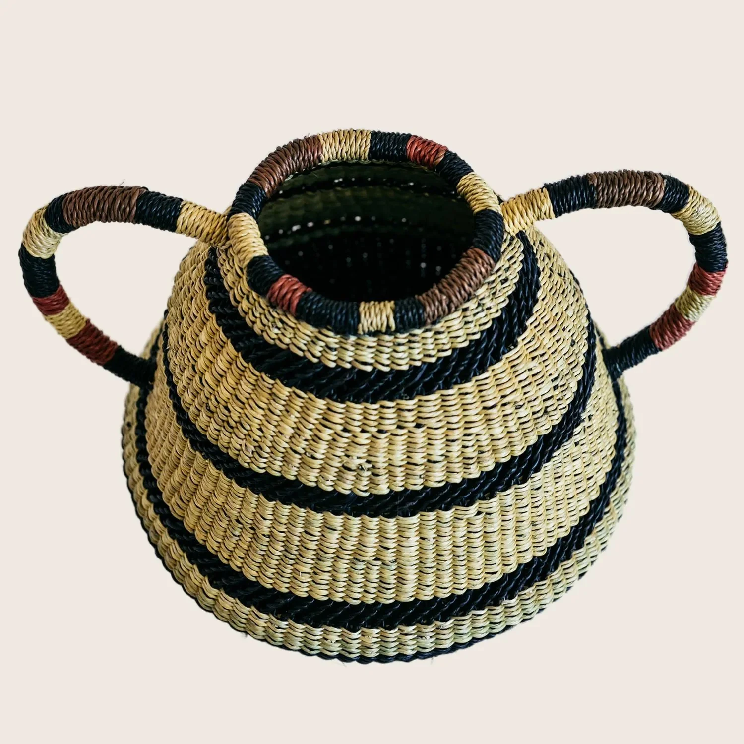 Veta Vera Small Double Armed Pot - Image 3