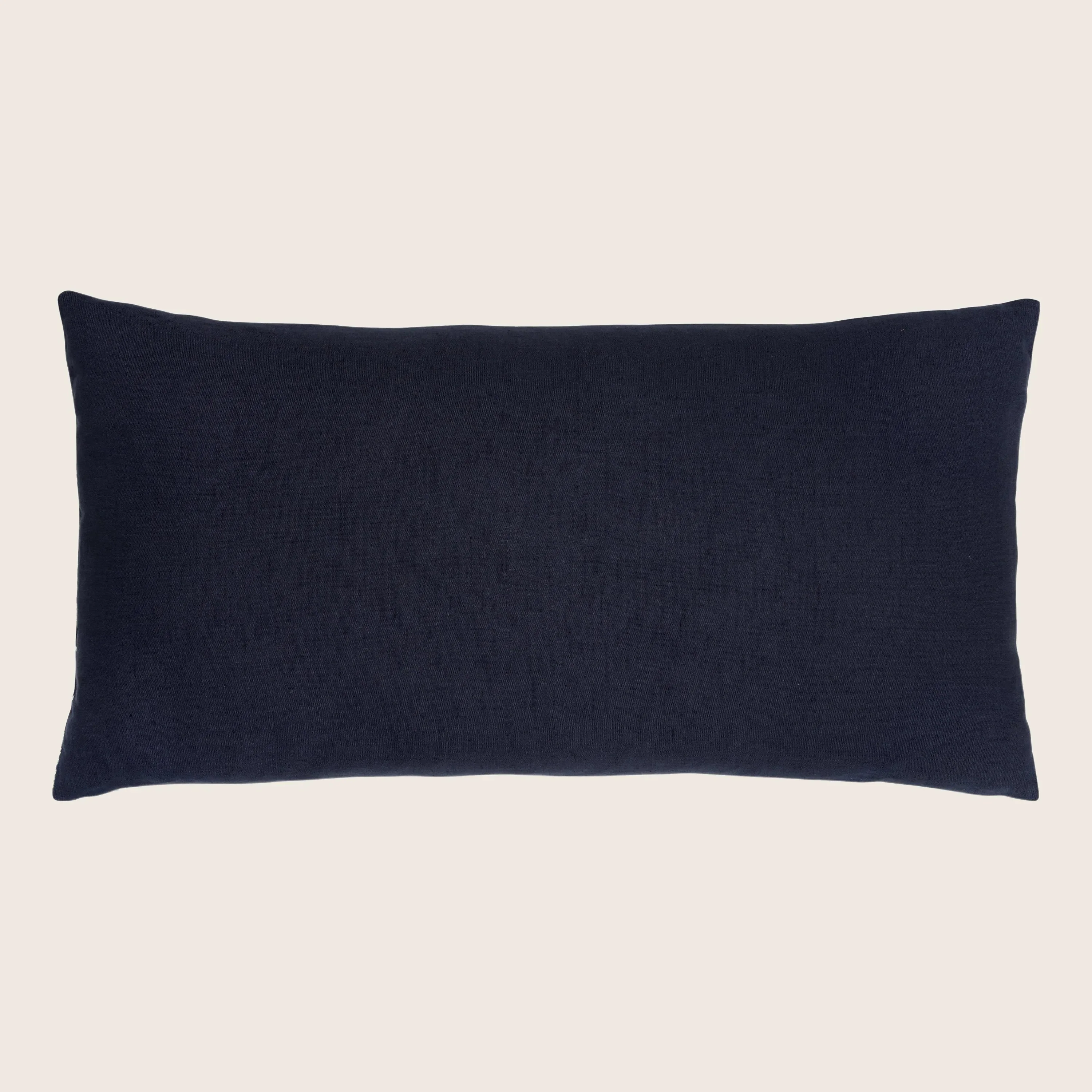 Vinit Lumbar Pillow - Image 3