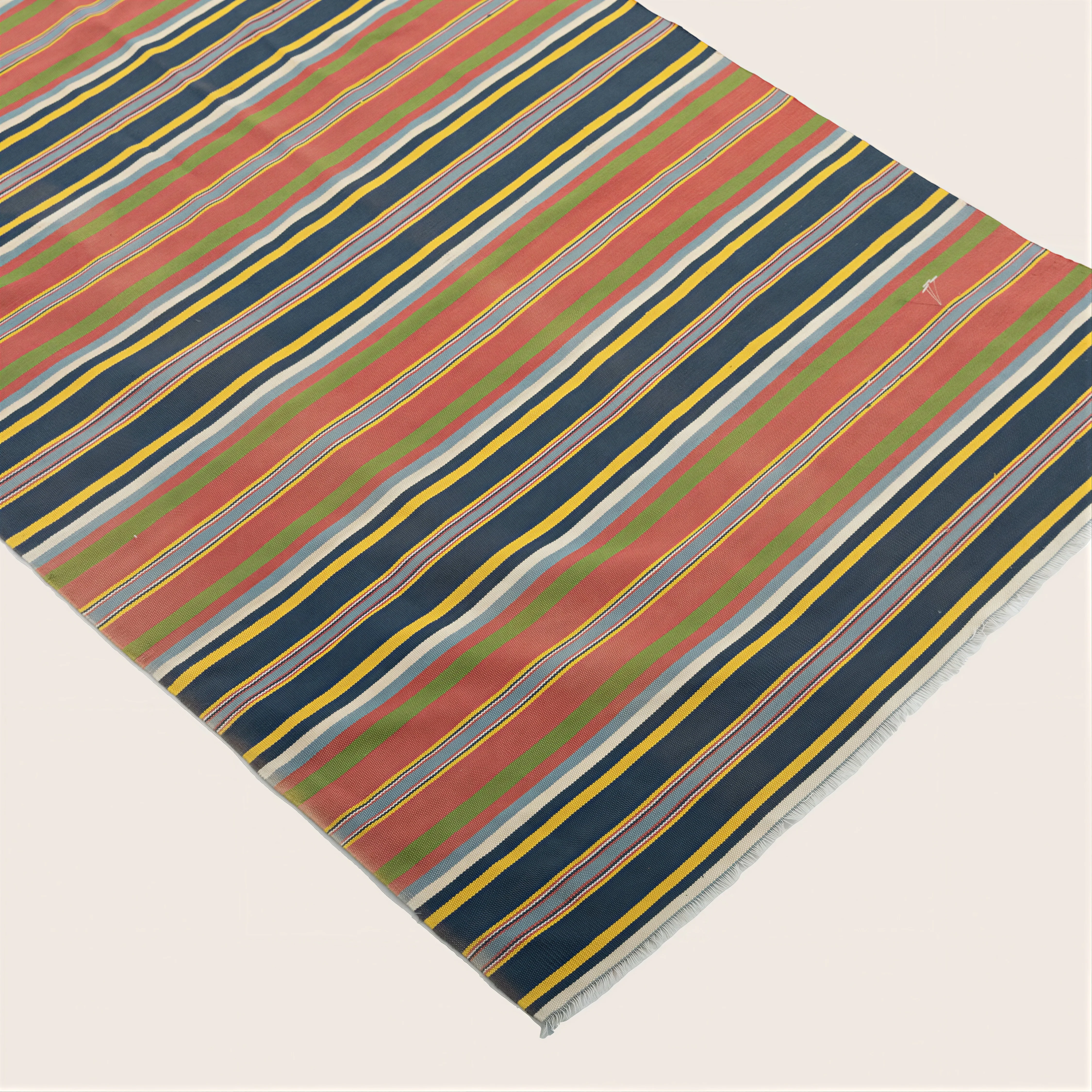 Red Vintage Traditional Wool Runner - 2'8" x 11'1" - Image 3