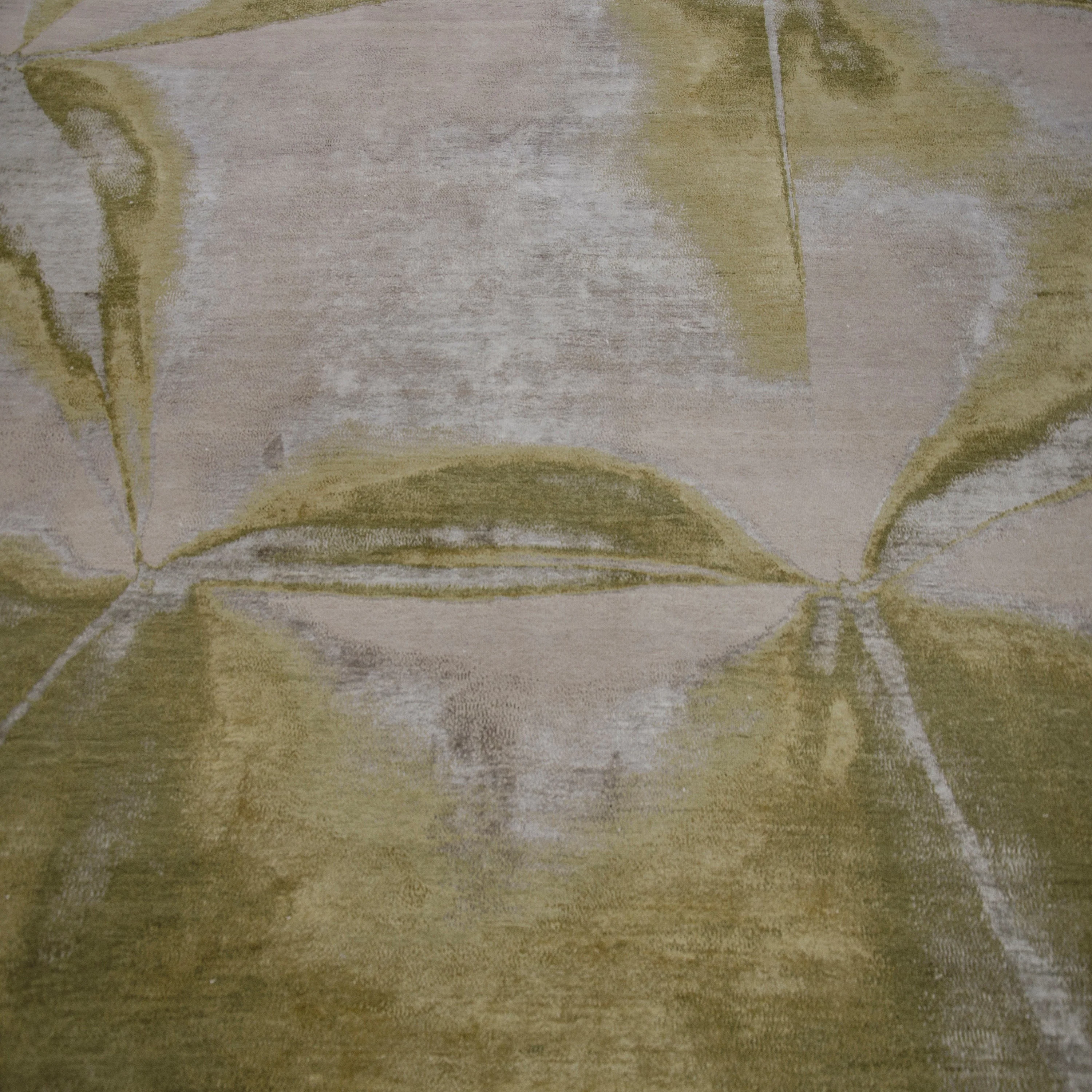Green Contemporary Silk Wool Blend Rug - 9' x 12'1" - Image 2