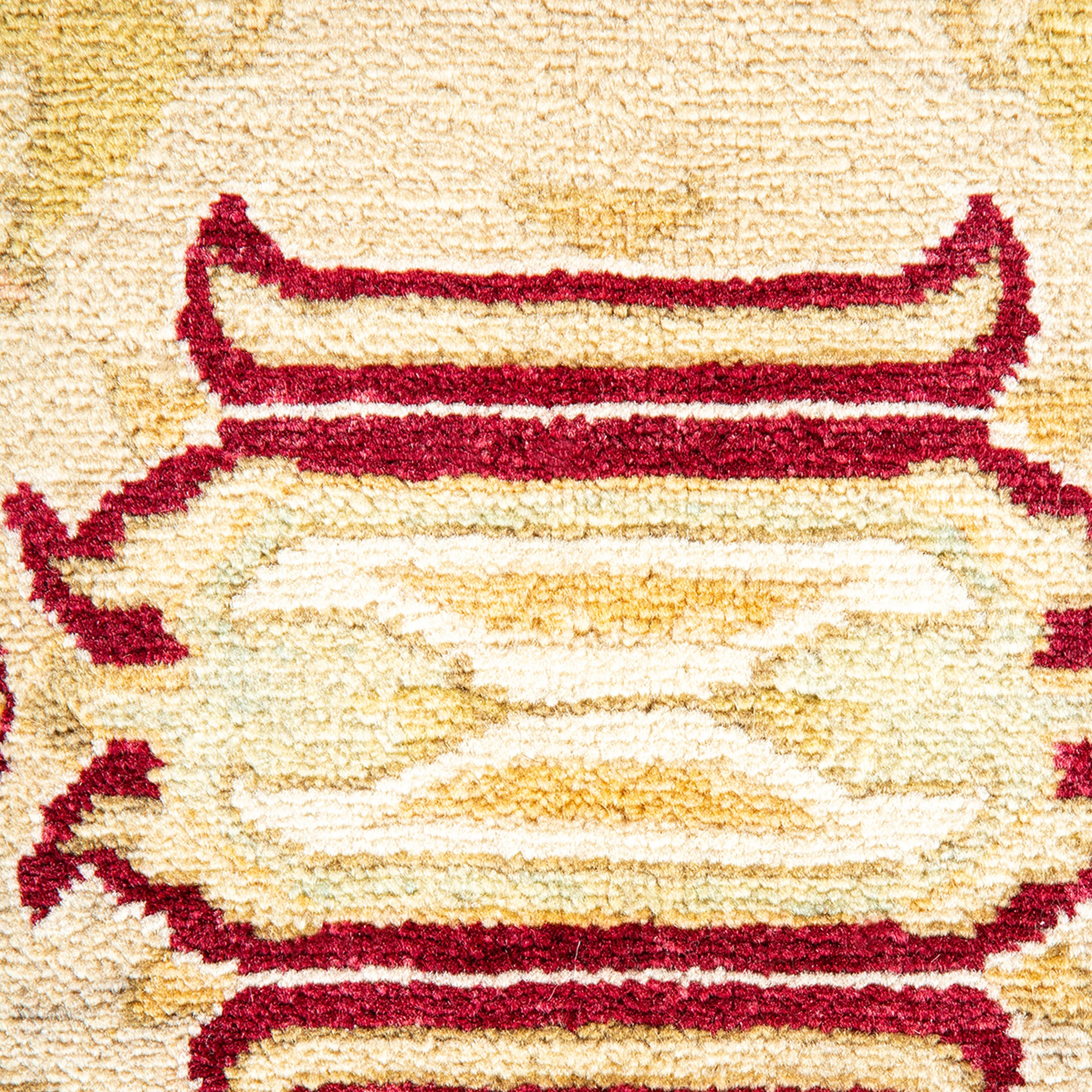 Cream Traditional Wool Rug - 8'1" x 10'5" - Image 8