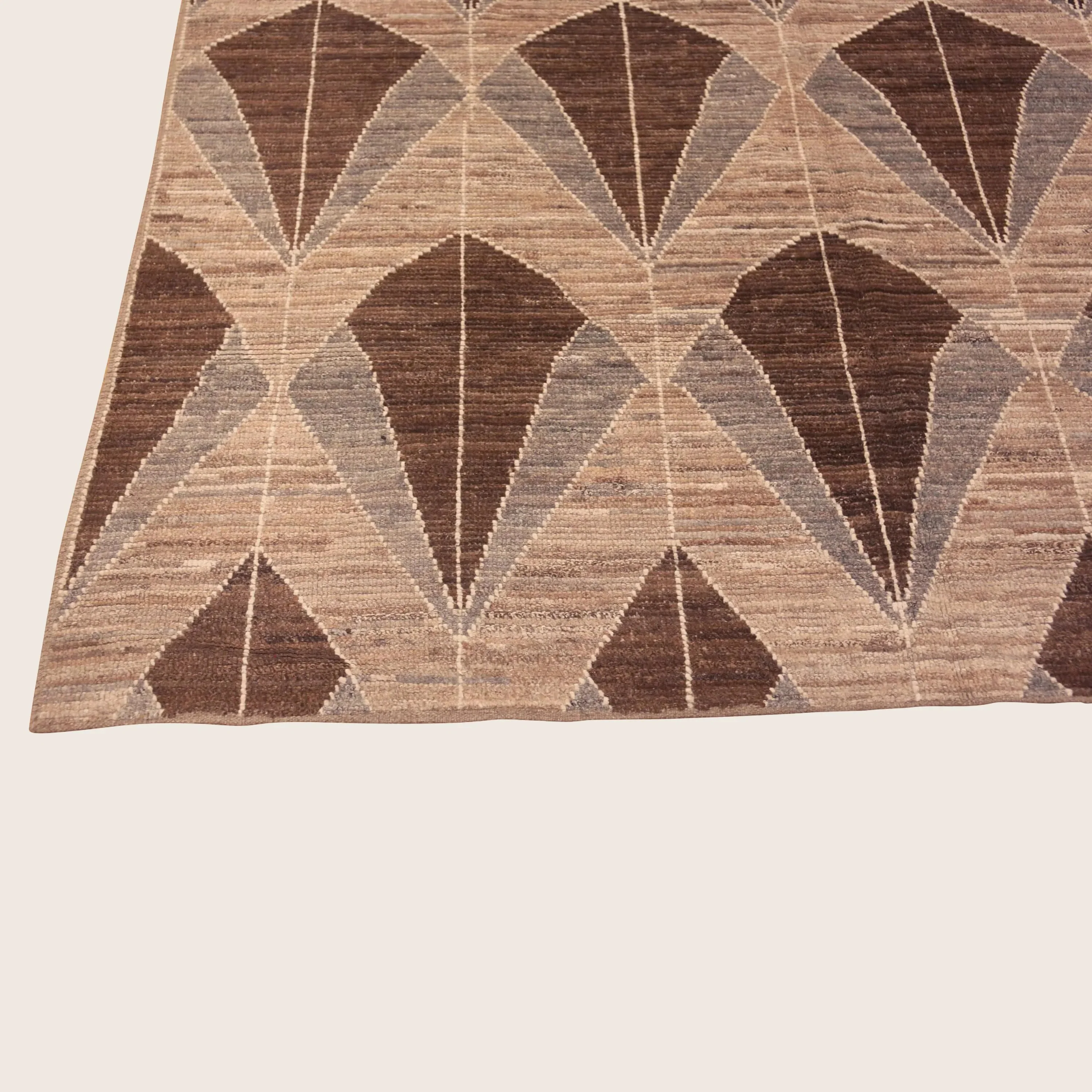 Brown Zameen Contemporary Wool Rug - 6'7" x 9' - Image 7